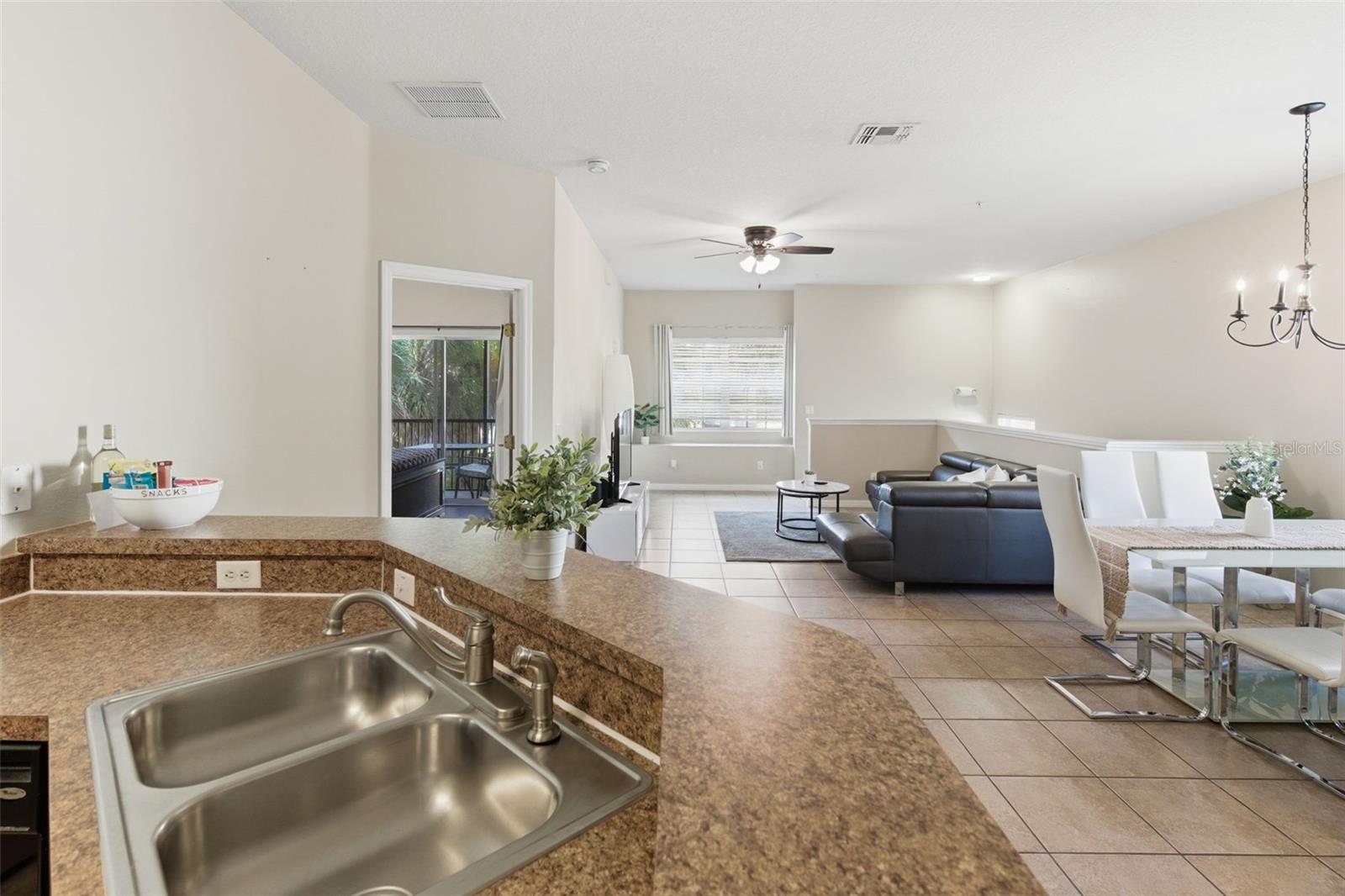 2742 OAKWATER DR #104