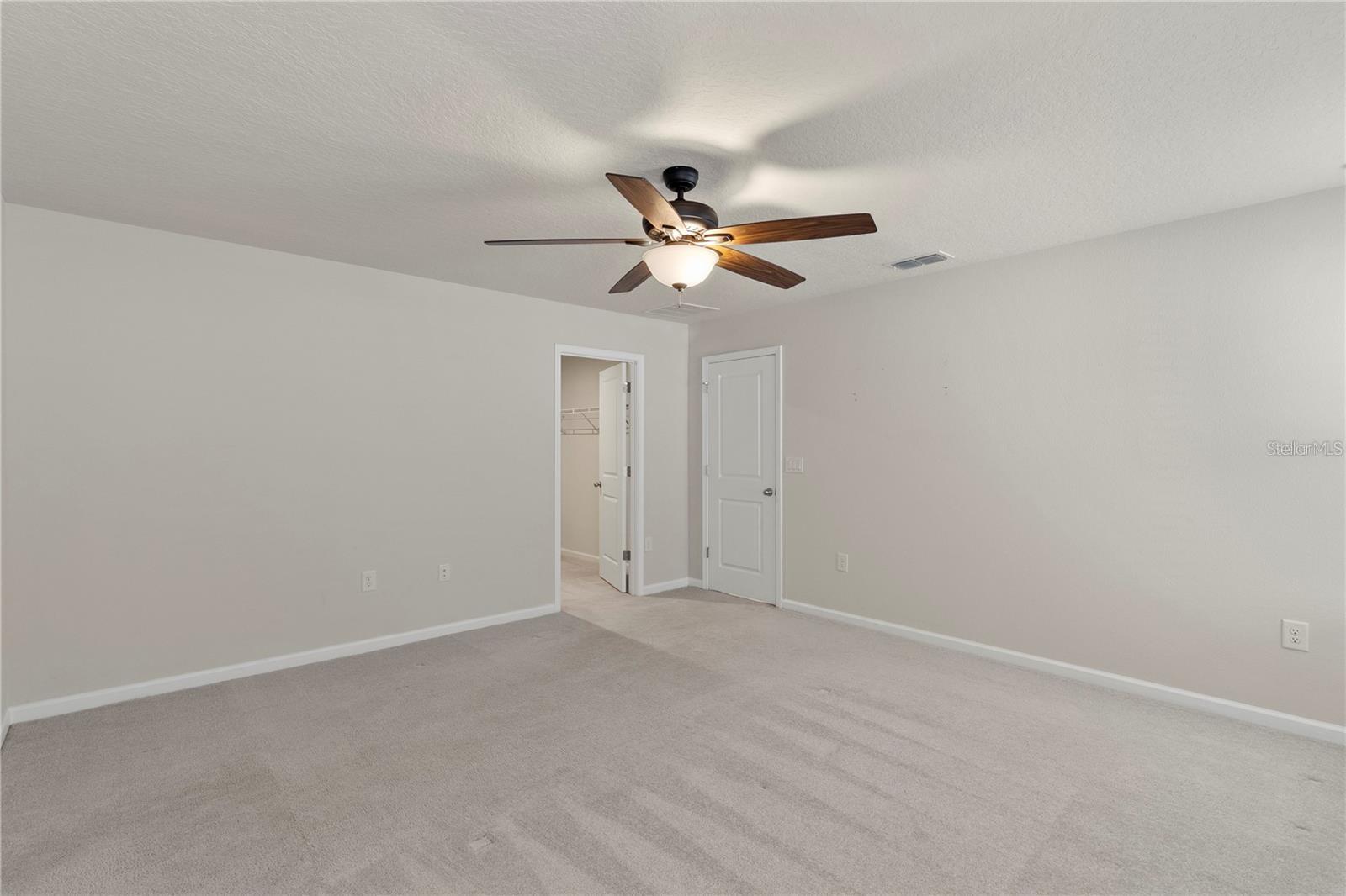 5977 PAINTED LEAF DR