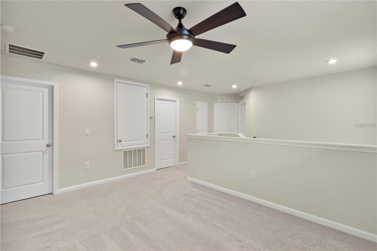 5977 PAINTED LEAF DR