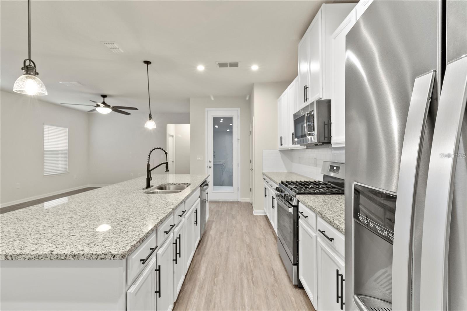 5977 PAINTED LEAF DR