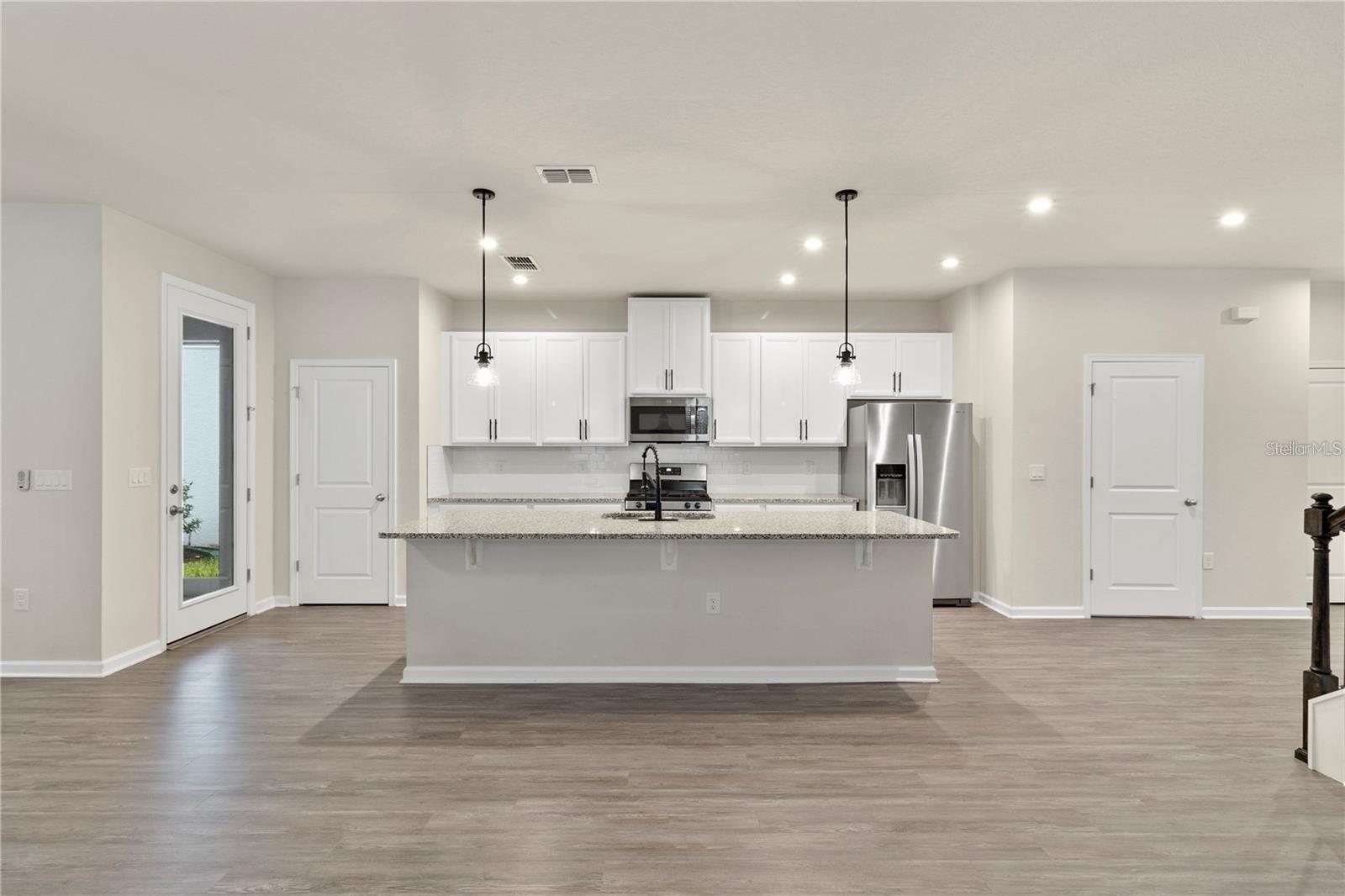 5977 PAINTED LEAF DR