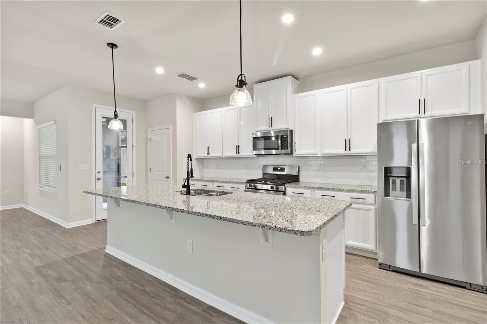 5977 PAINTED LEAF DR