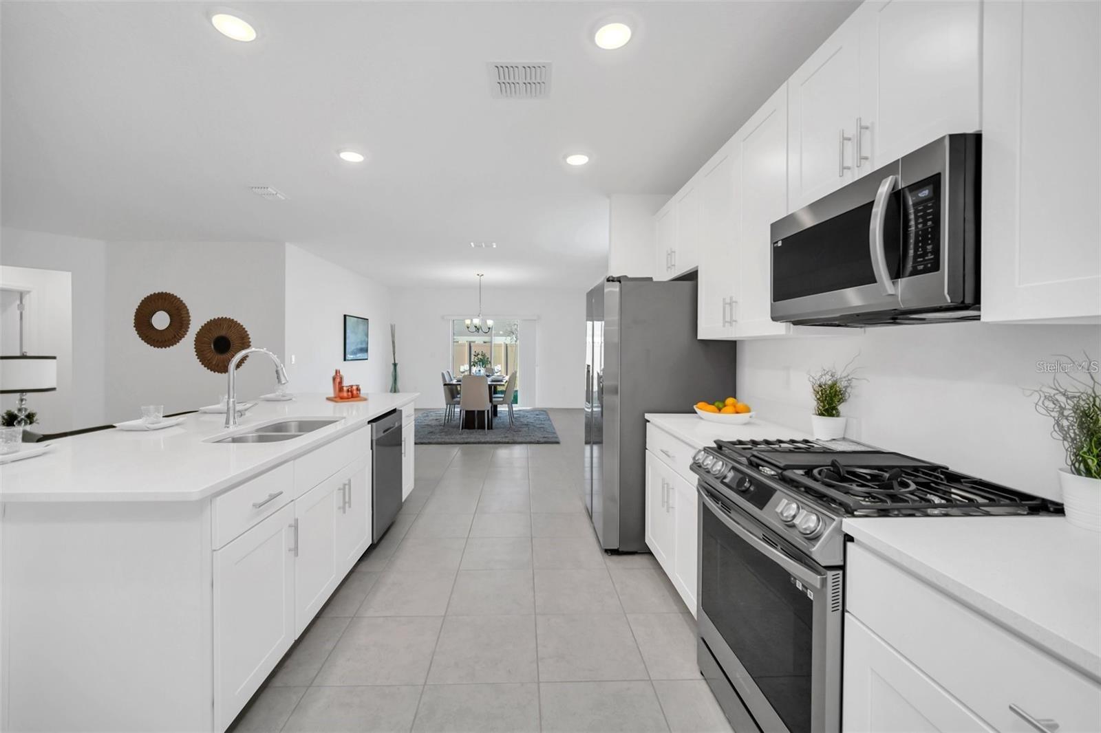 1154 OAK BLUFF DR