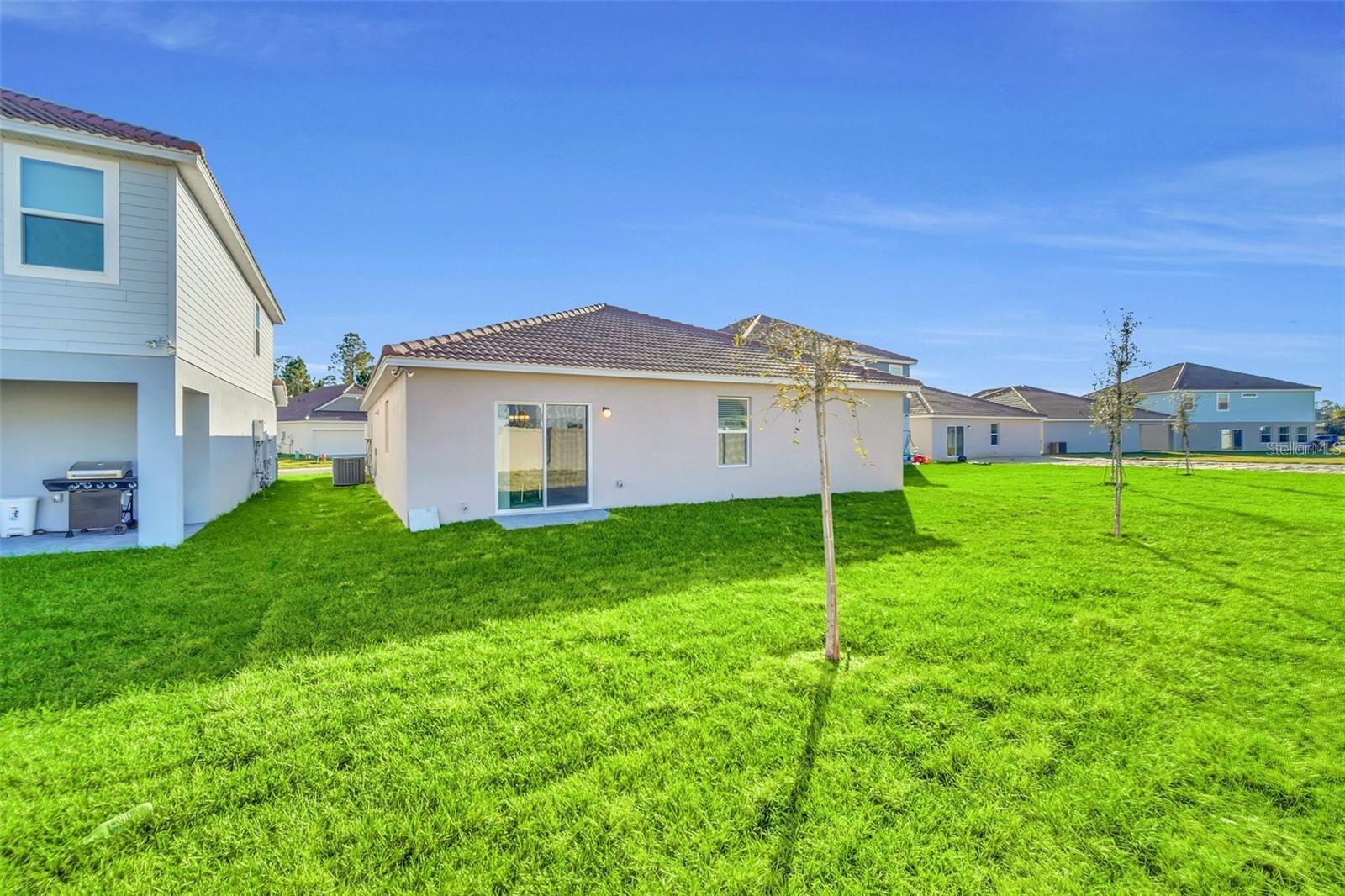 1154 OAK BLUFF DR
