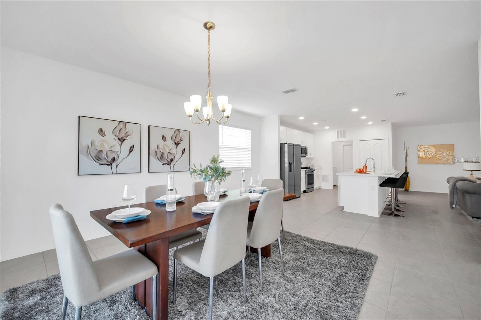 1154 OAK BLUFF DR