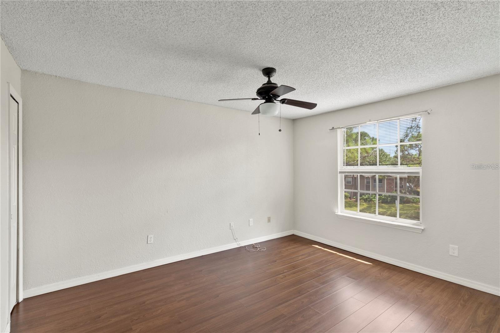 5040 PARK CENTRAL DR #2034