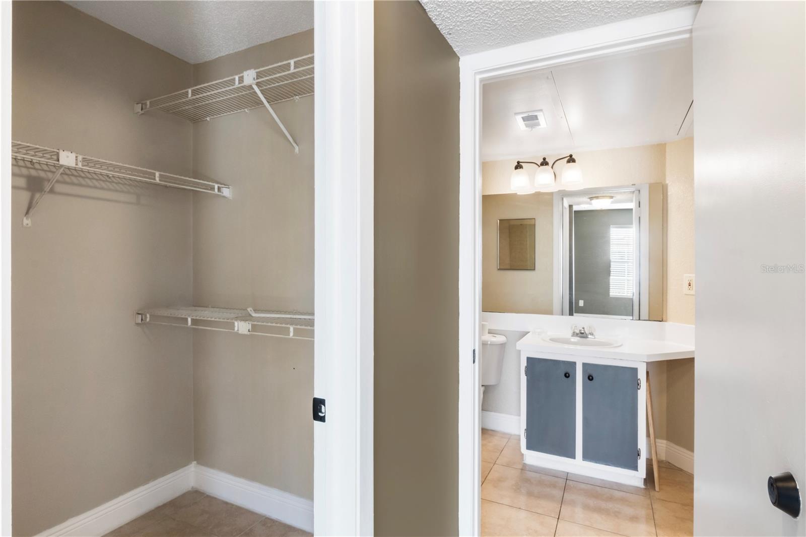 1964 LAKE ATRIUMS CIR #160