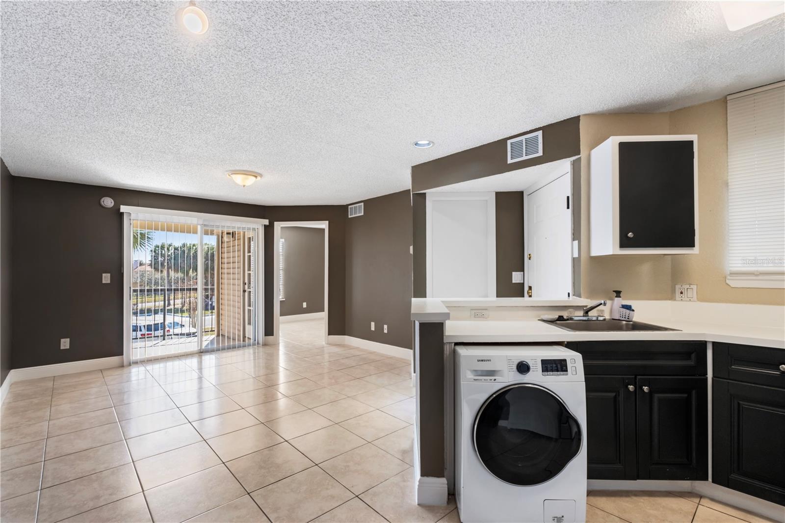 1964 LAKE ATRIUMS CIR #160