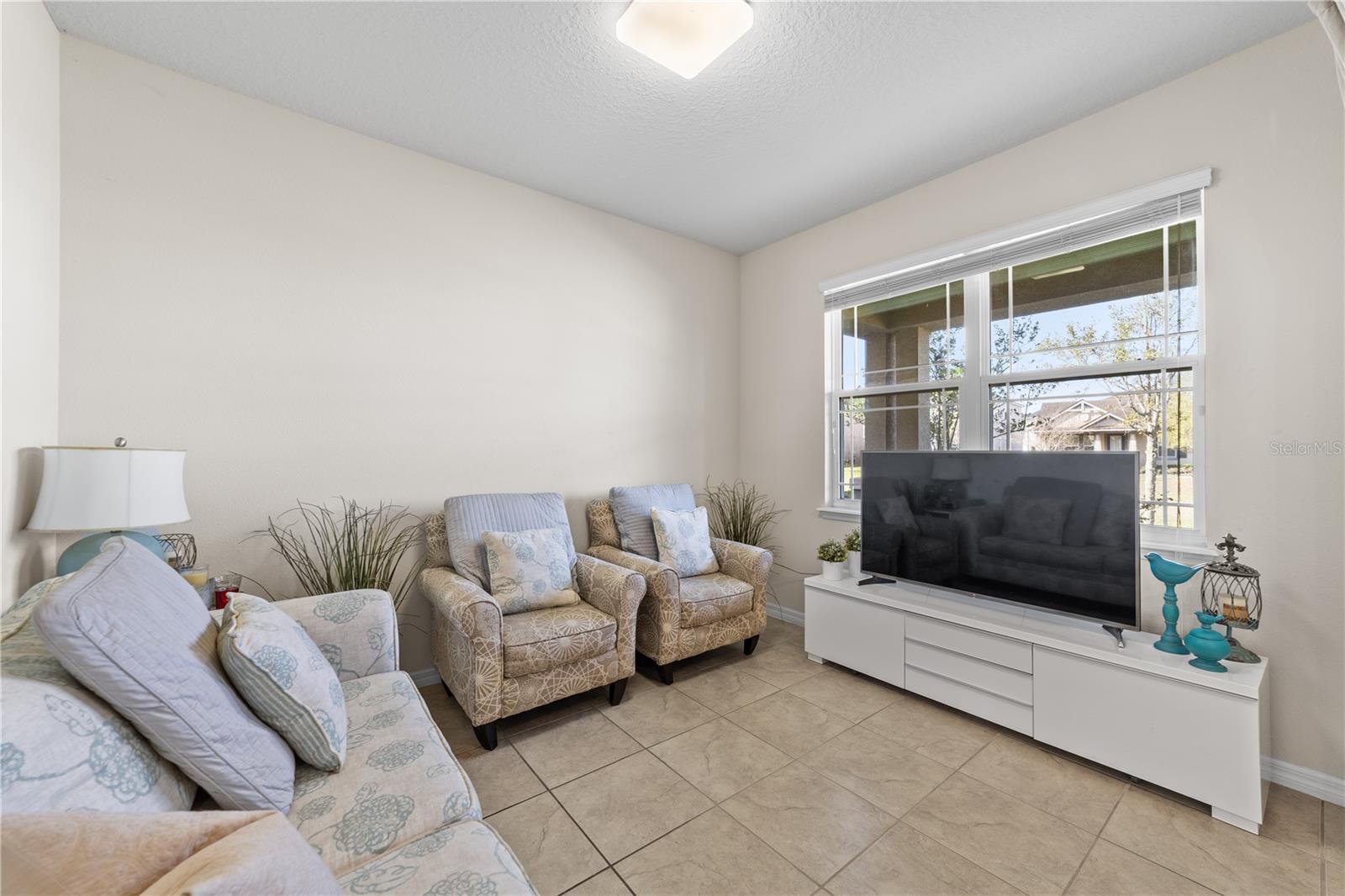 4736 SILVER BIRCH WAY