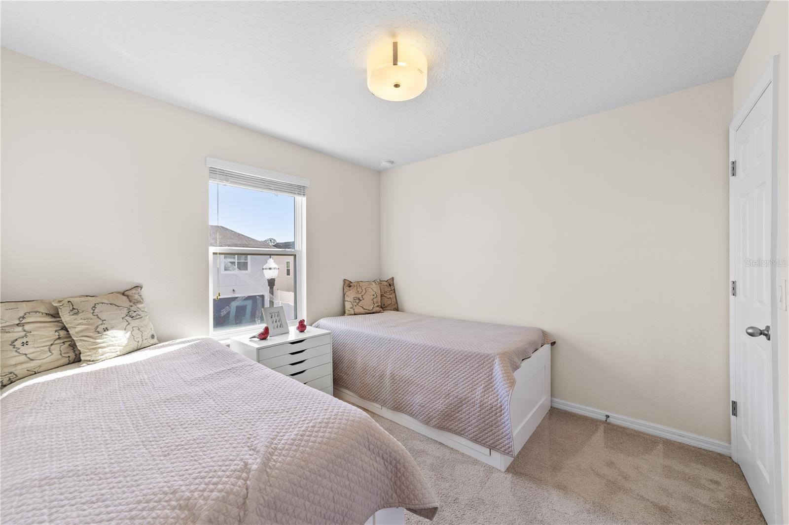 4736 SILVER BIRCH WAY