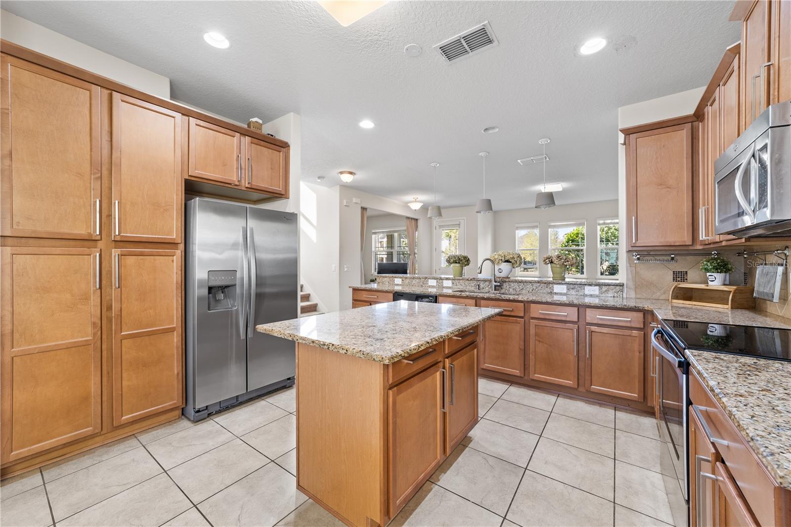 4736 SILVER BIRCH WAY