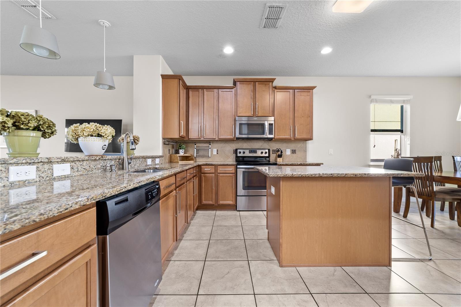 4736 SILVER BIRCH WAY