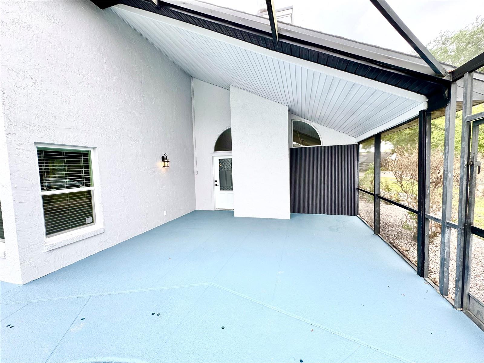 1000 SUMMER LAKES DR