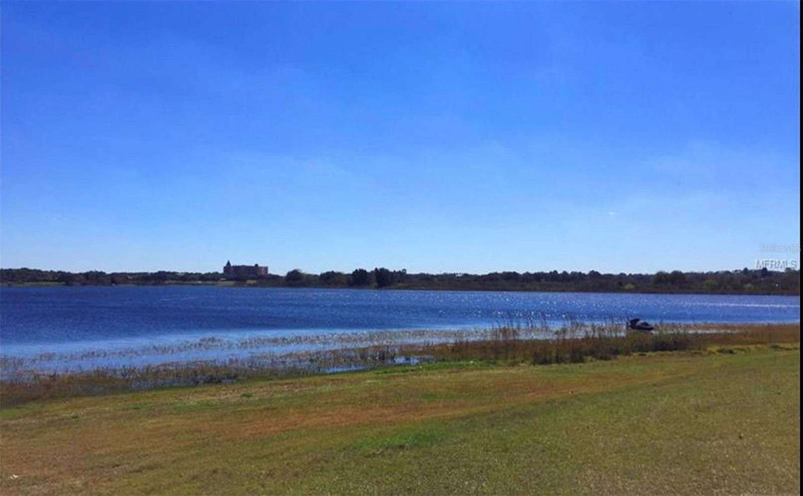 1000 SUMMER LAKES DR