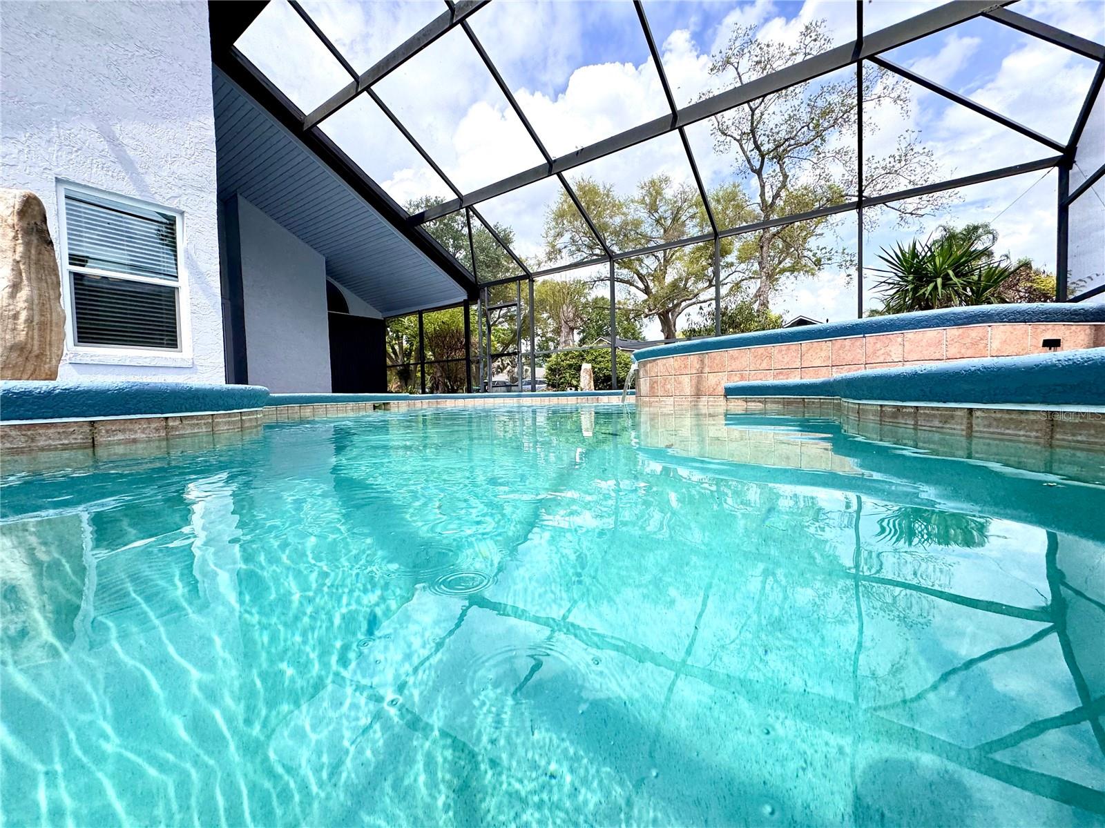 1000 SUMMER LAKES DR