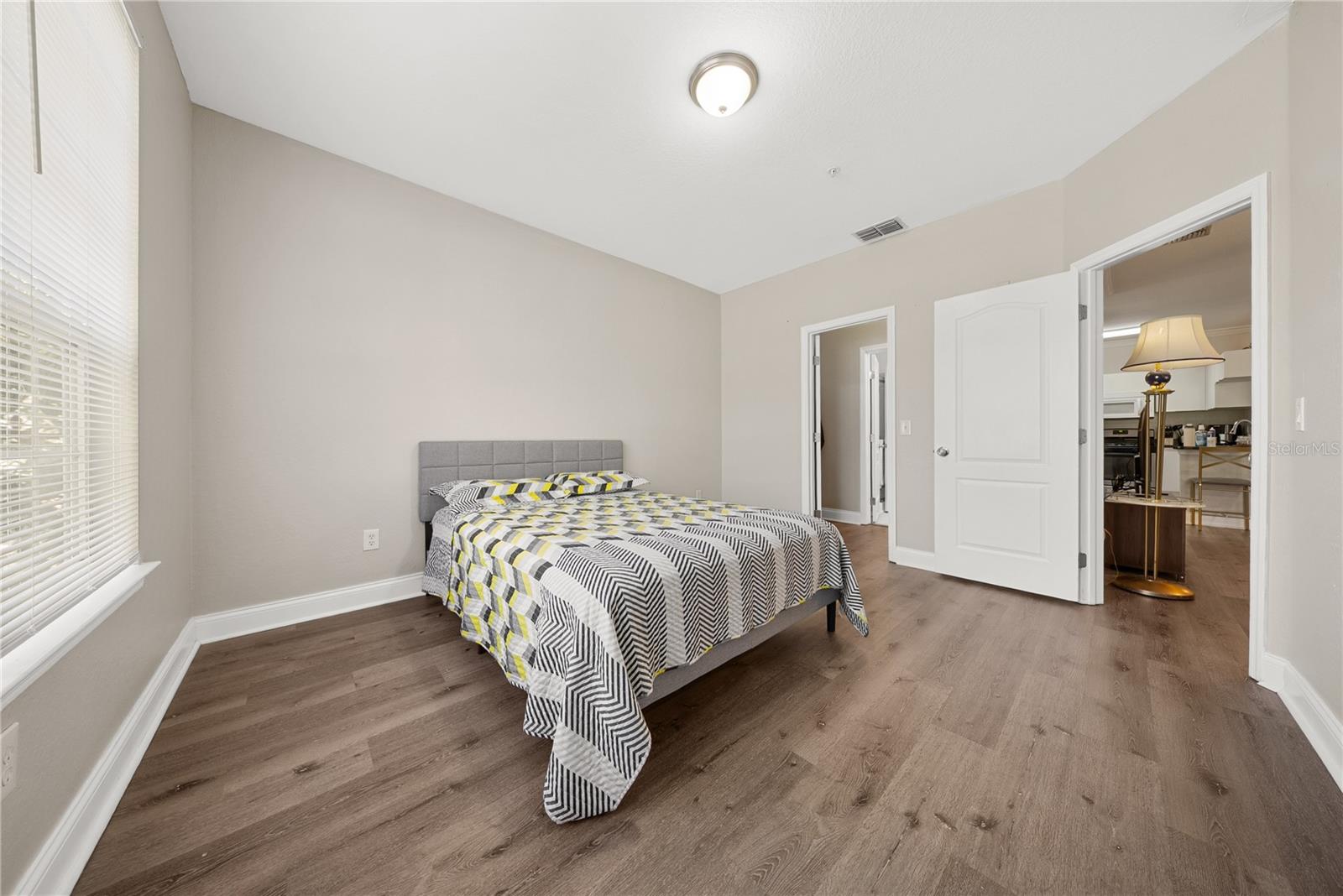 3307 S KIRKMAN RD #129