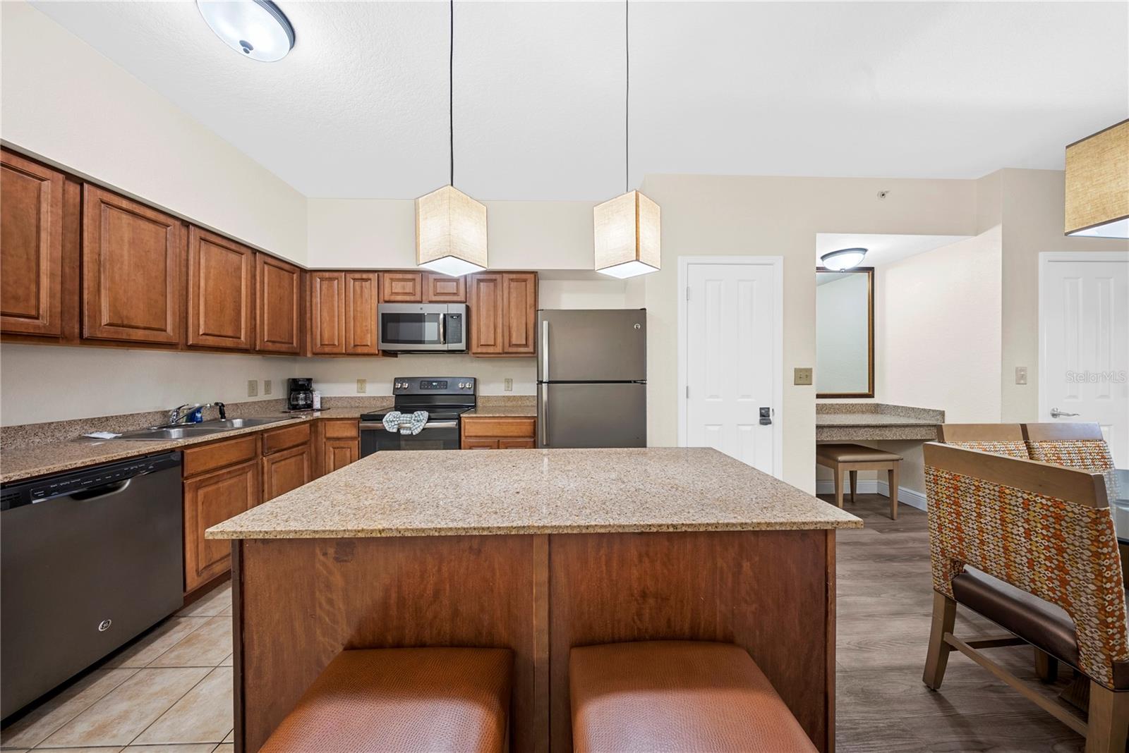 12527 FLORIDAYS RESORT DR #402E