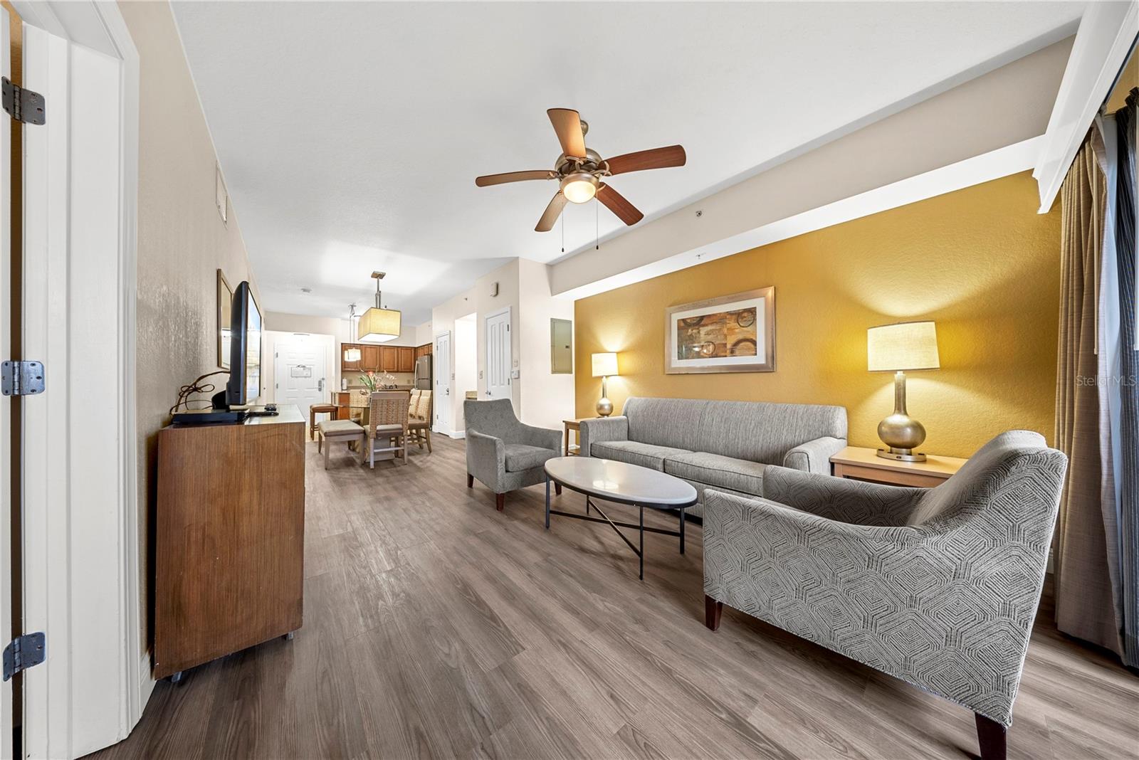 12527 FLORIDAYS RESORT DR #402E