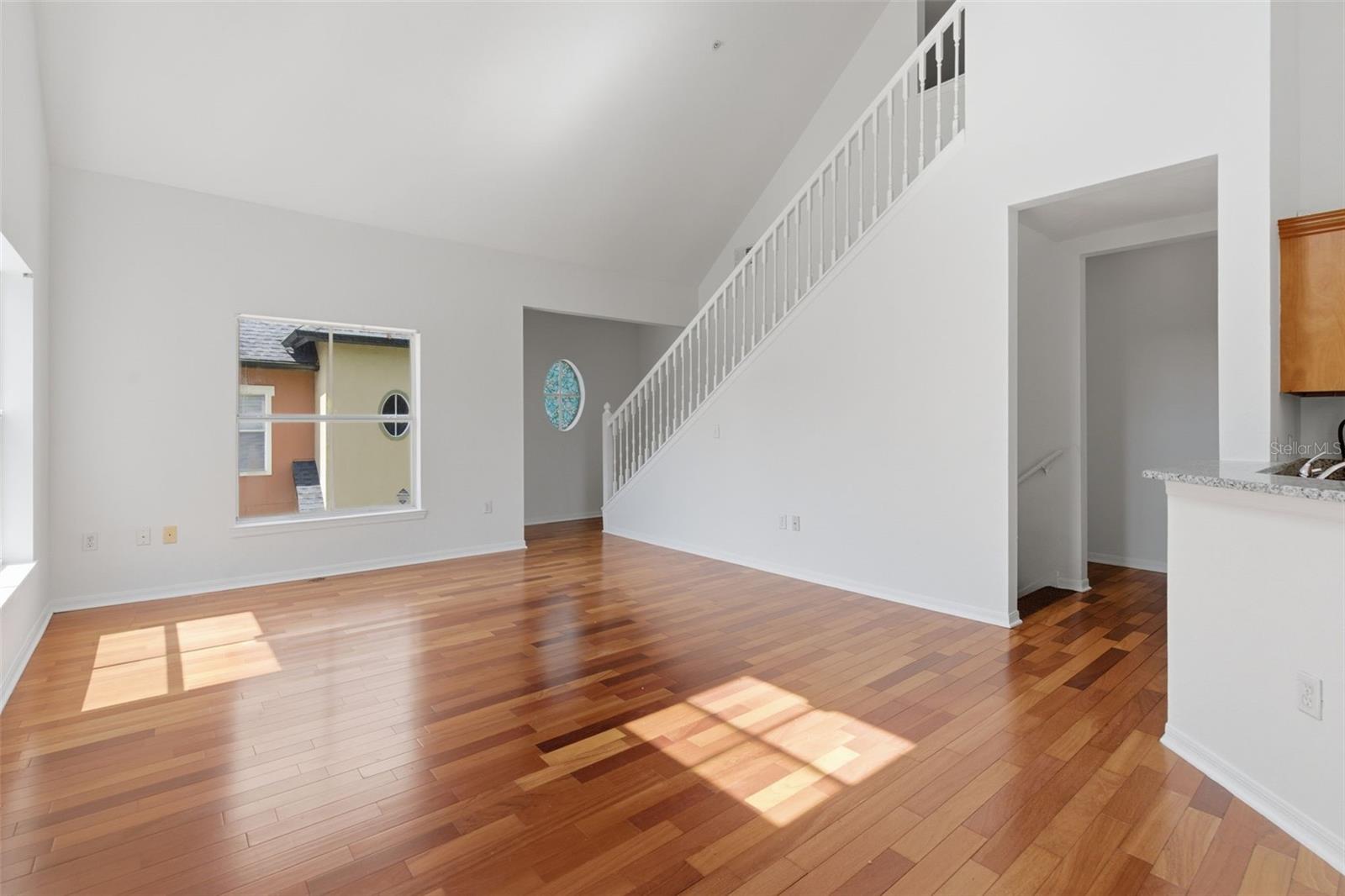 5971 WESTGATE DR #1221