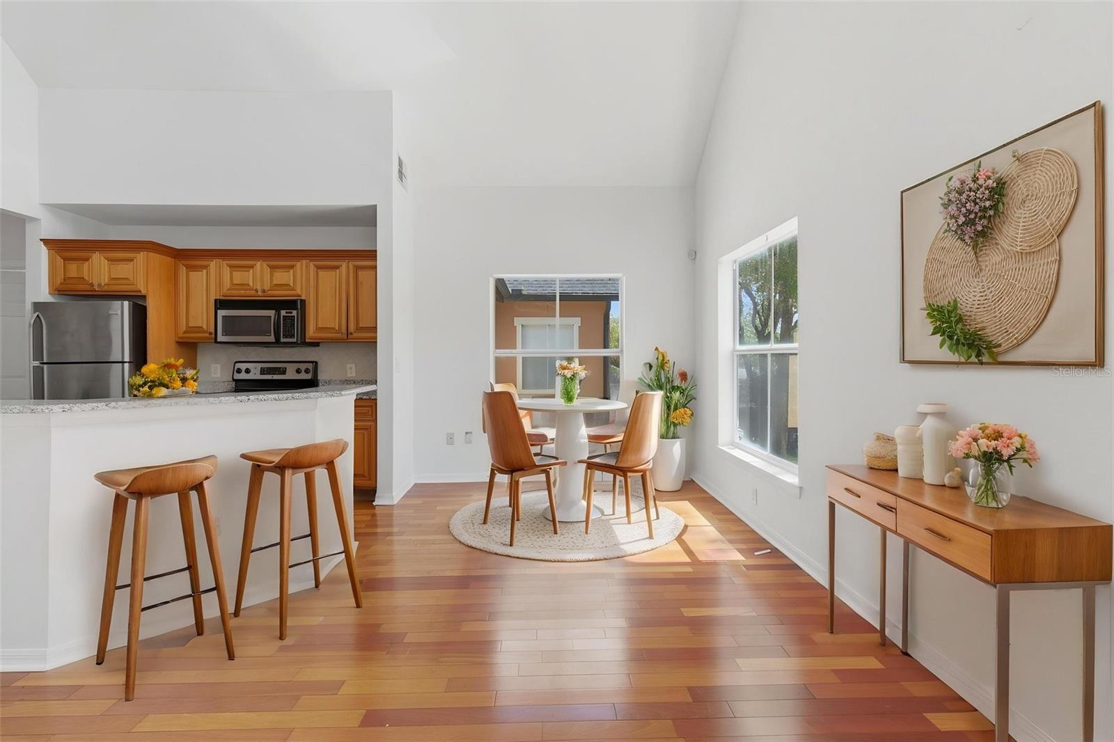 5971 WESTGATE DR #1221