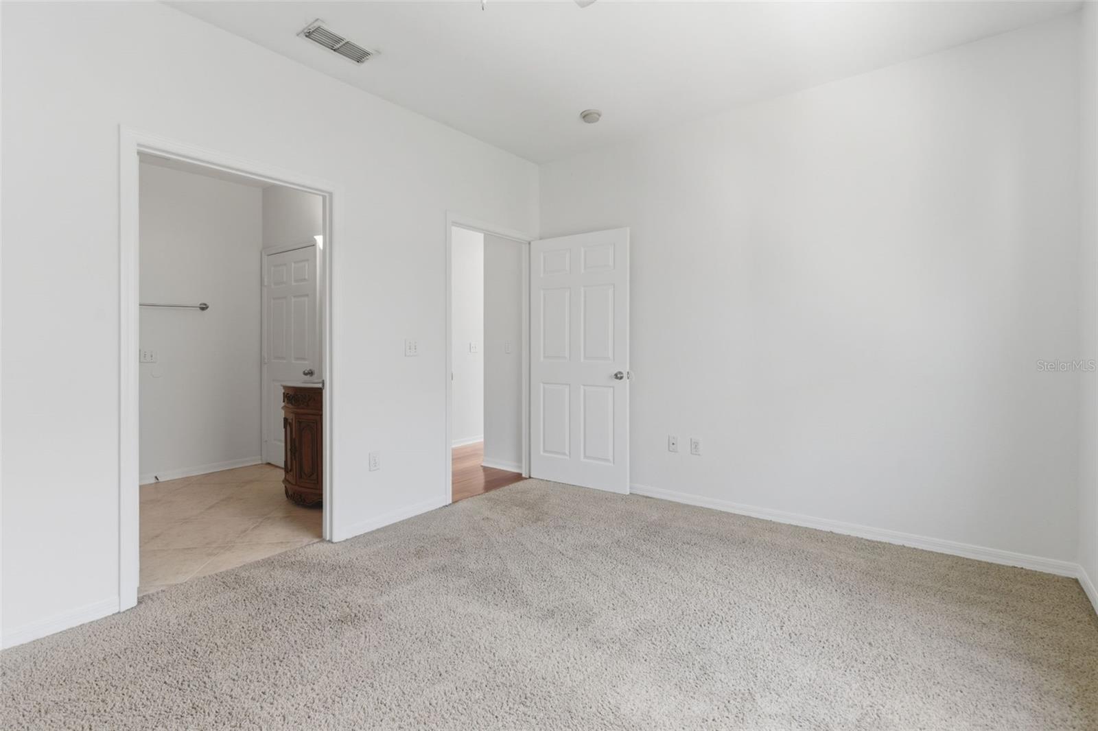 5971 WESTGATE DR #1221