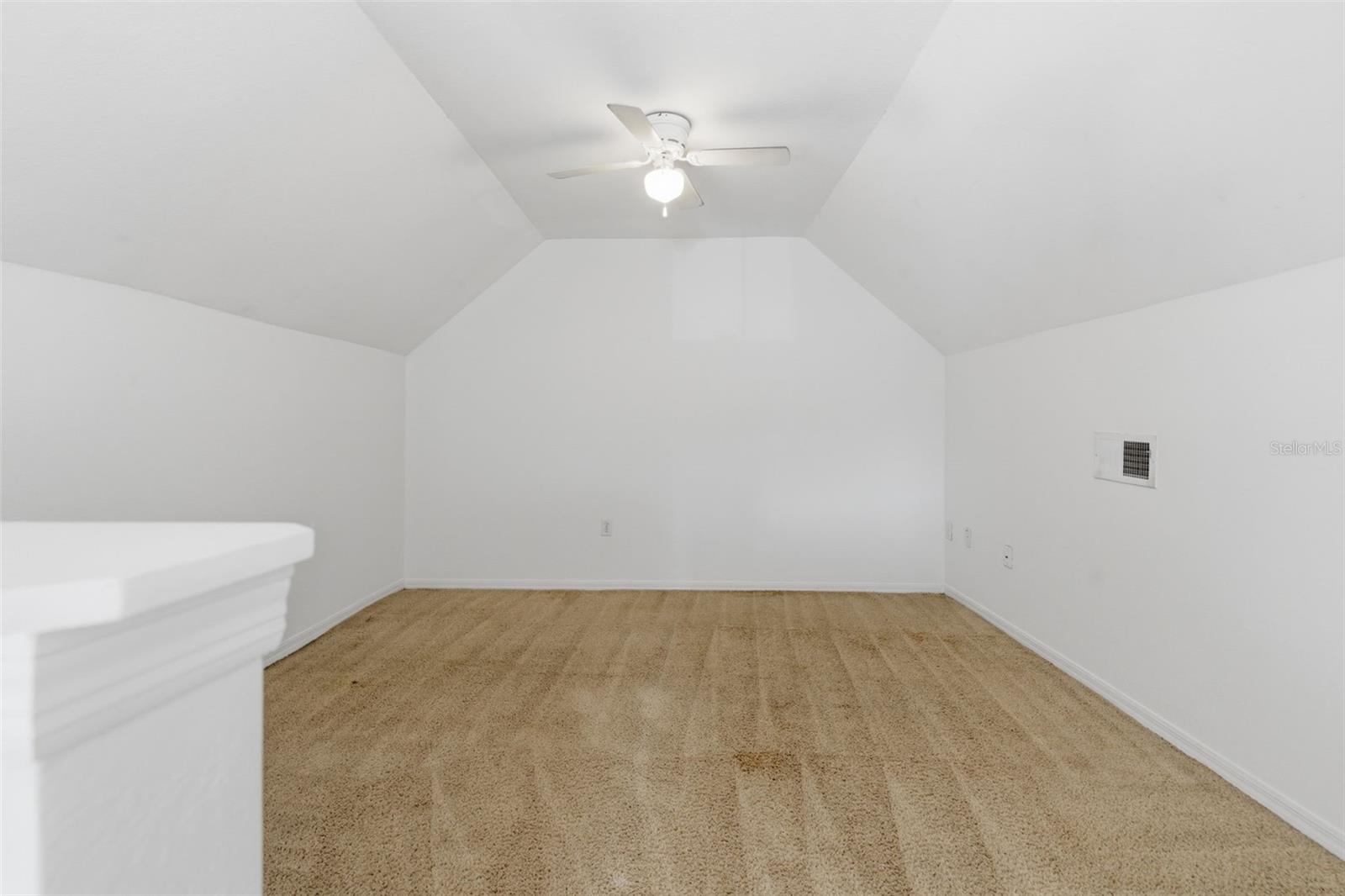 5971 WESTGATE DR #1221