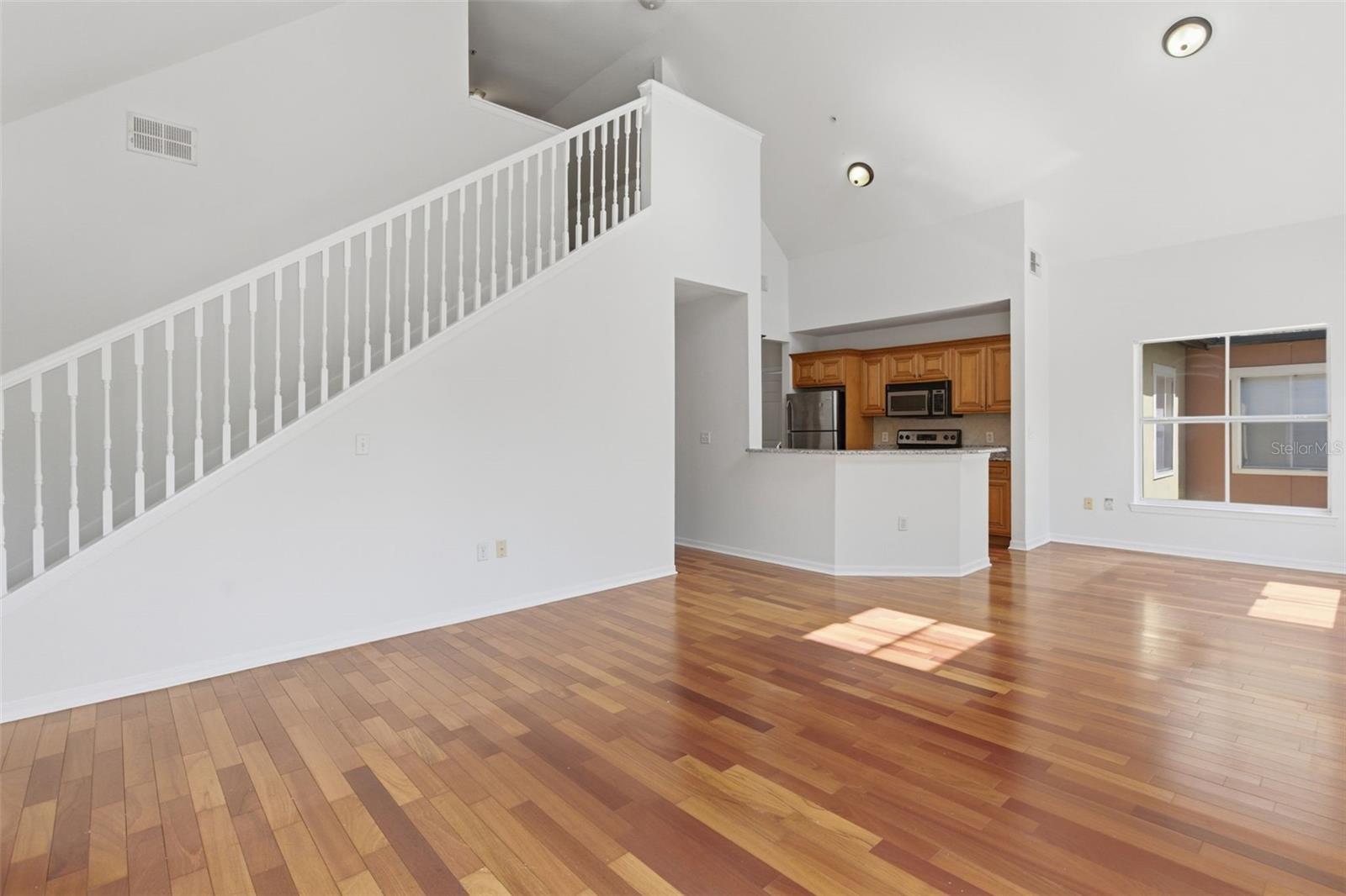 5971 WESTGATE DR #1221