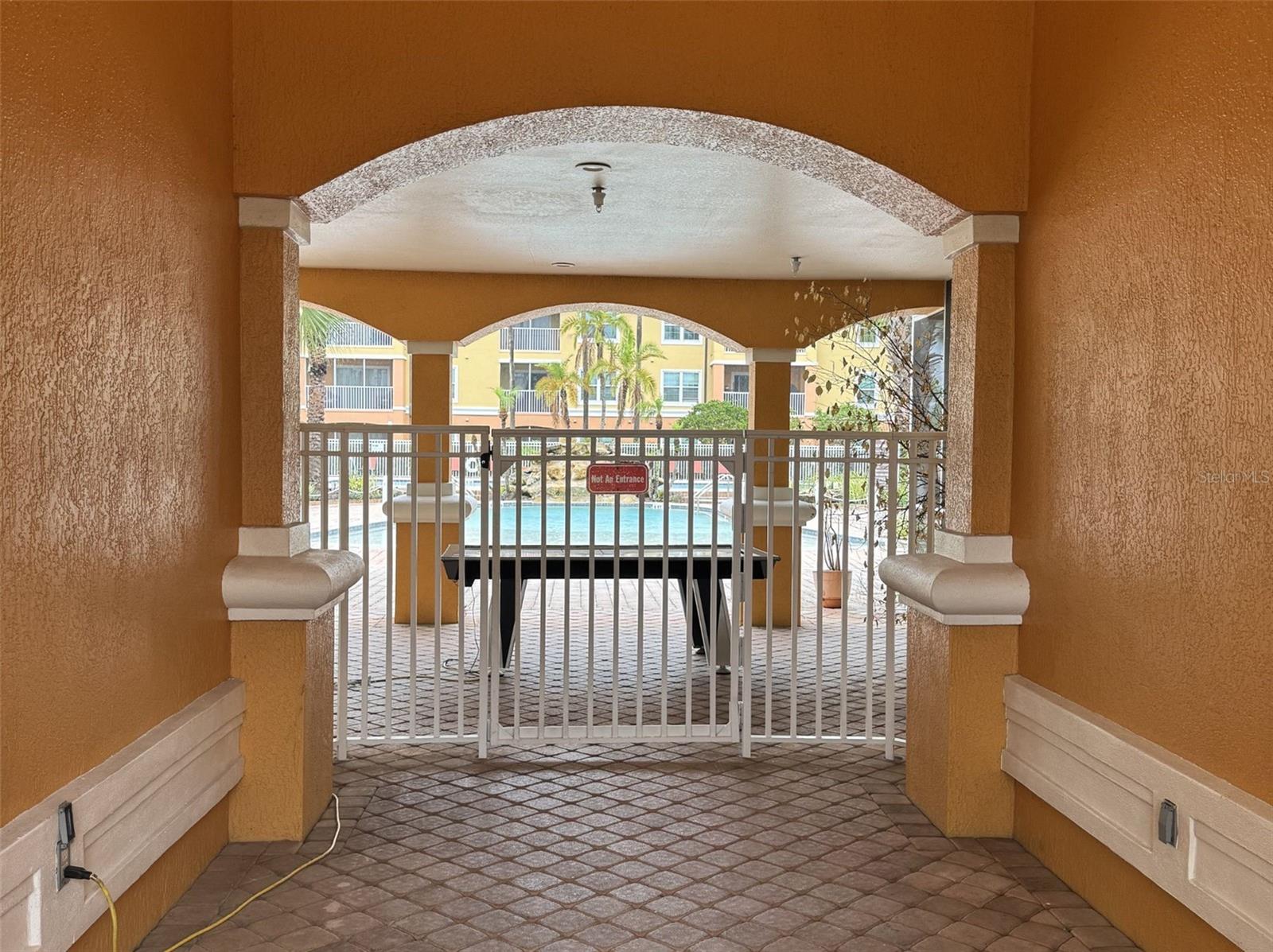 5483 VINELAND RD #10201