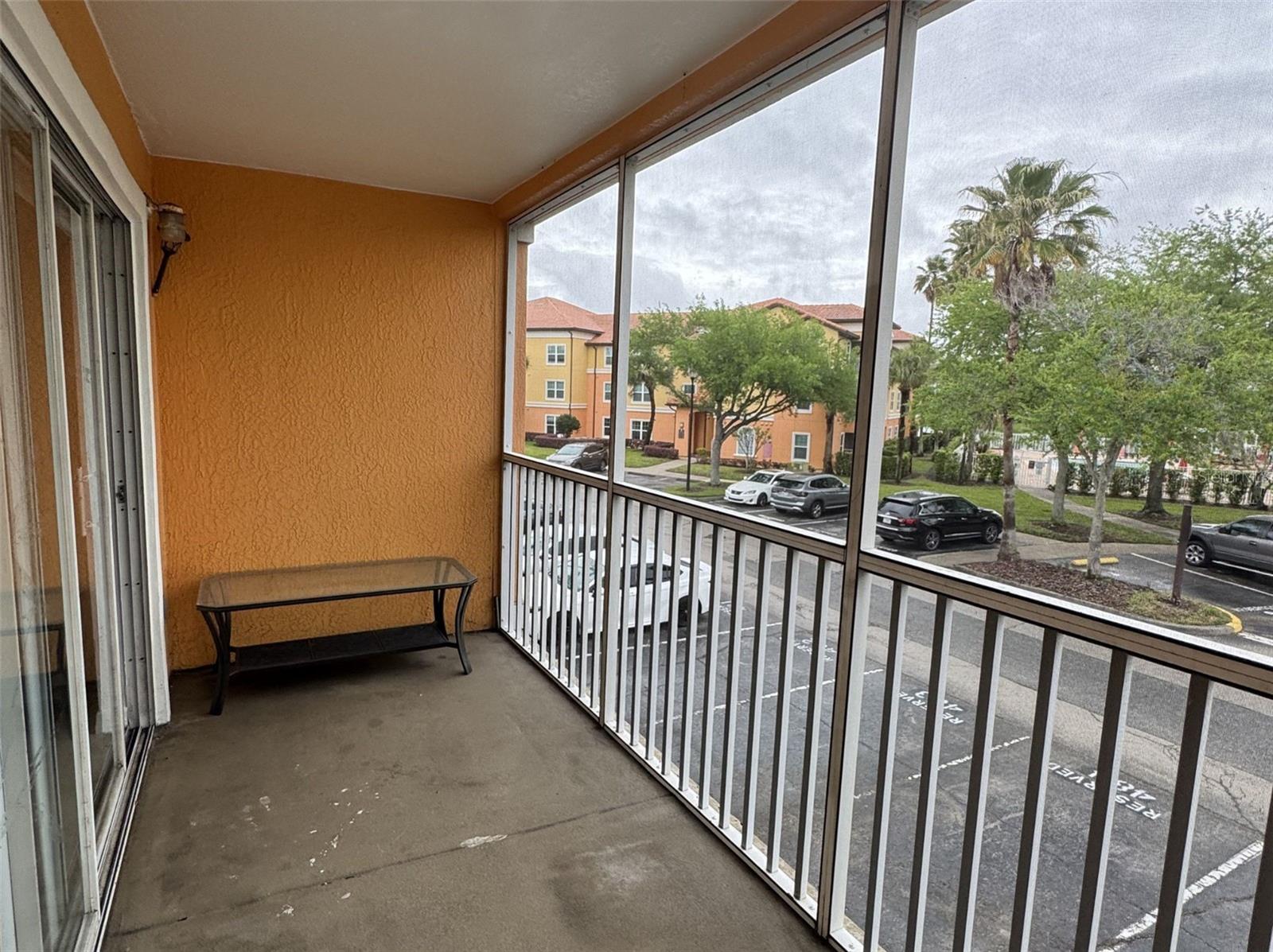 5483 VINELAND RD #10201