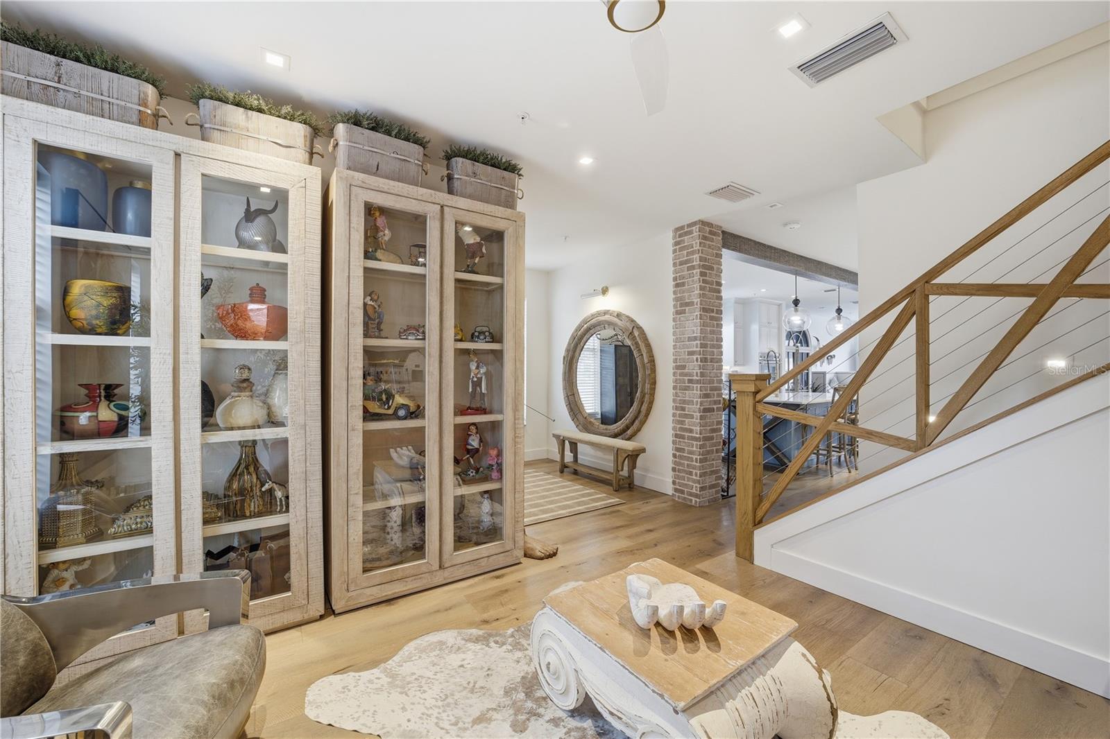 3803 ETHAN LN