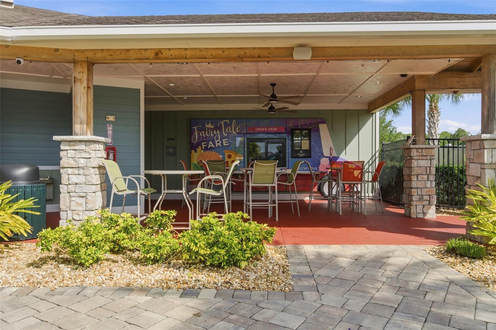 11932 HOMETOWN PL