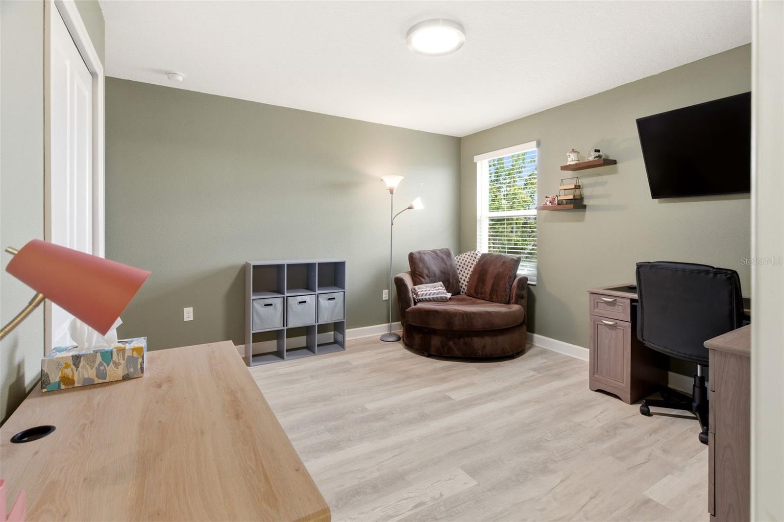 11932 HOMETOWN PL