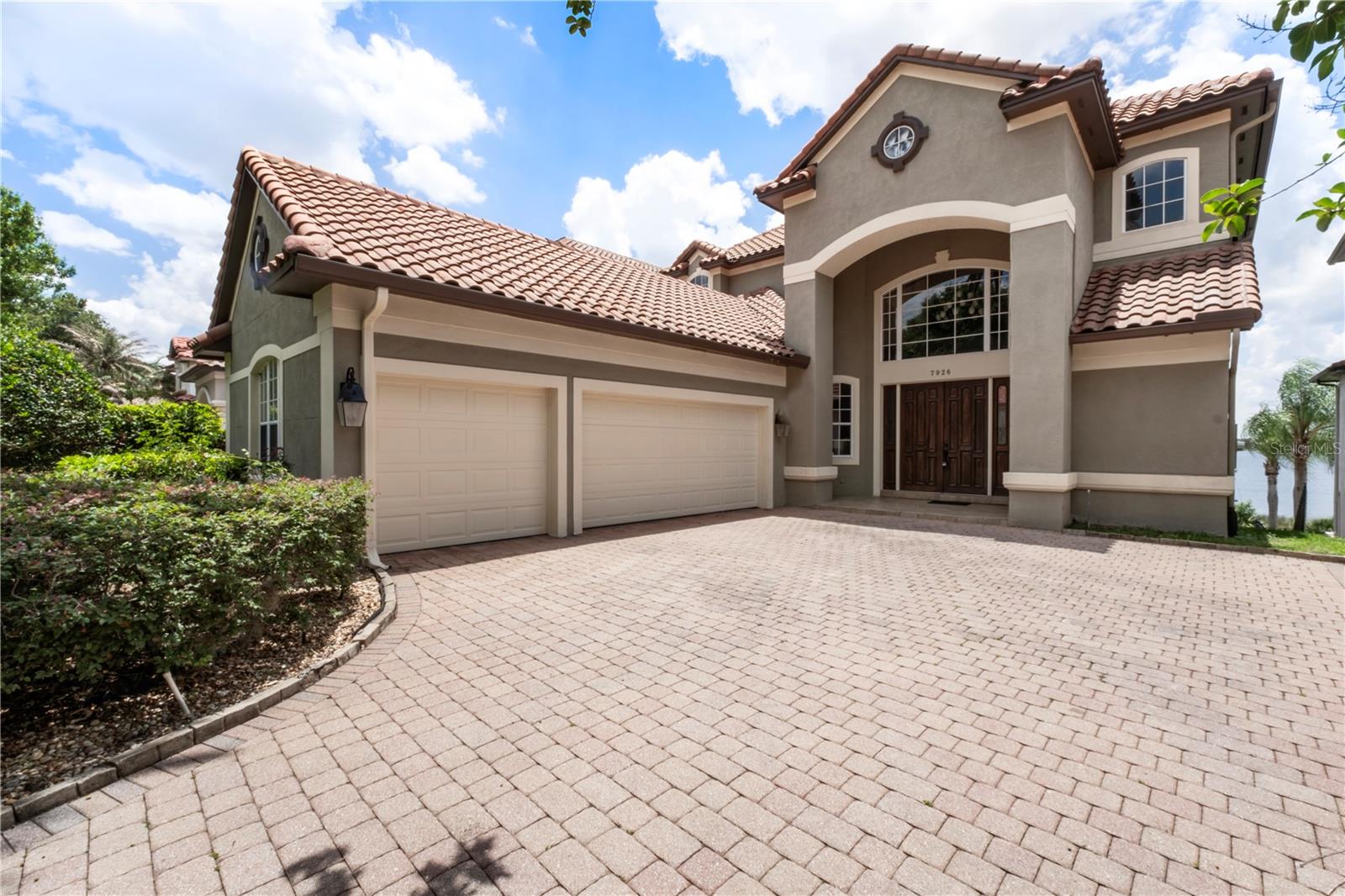 7926 VERSILIA DR