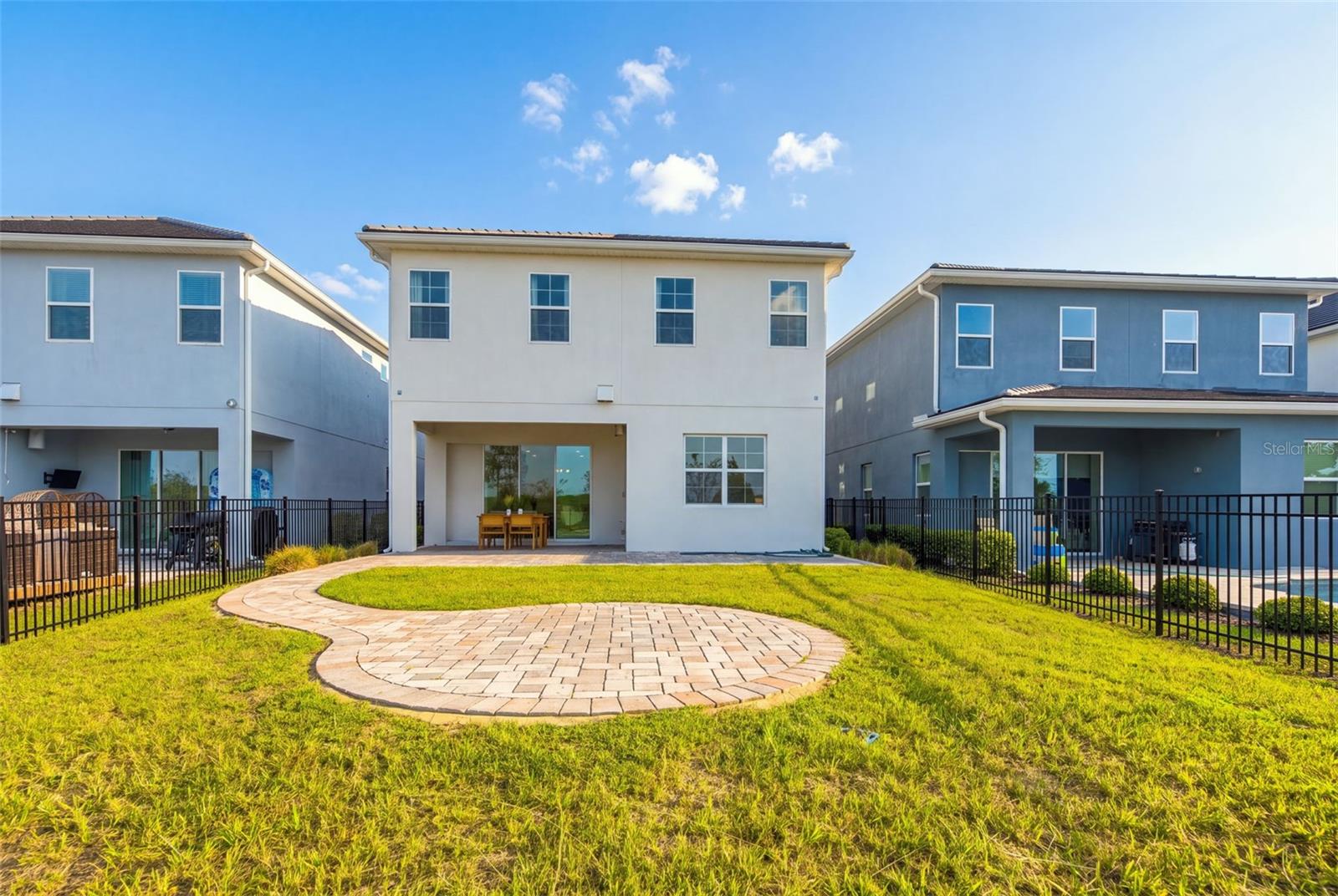 15730 VETTA DR
