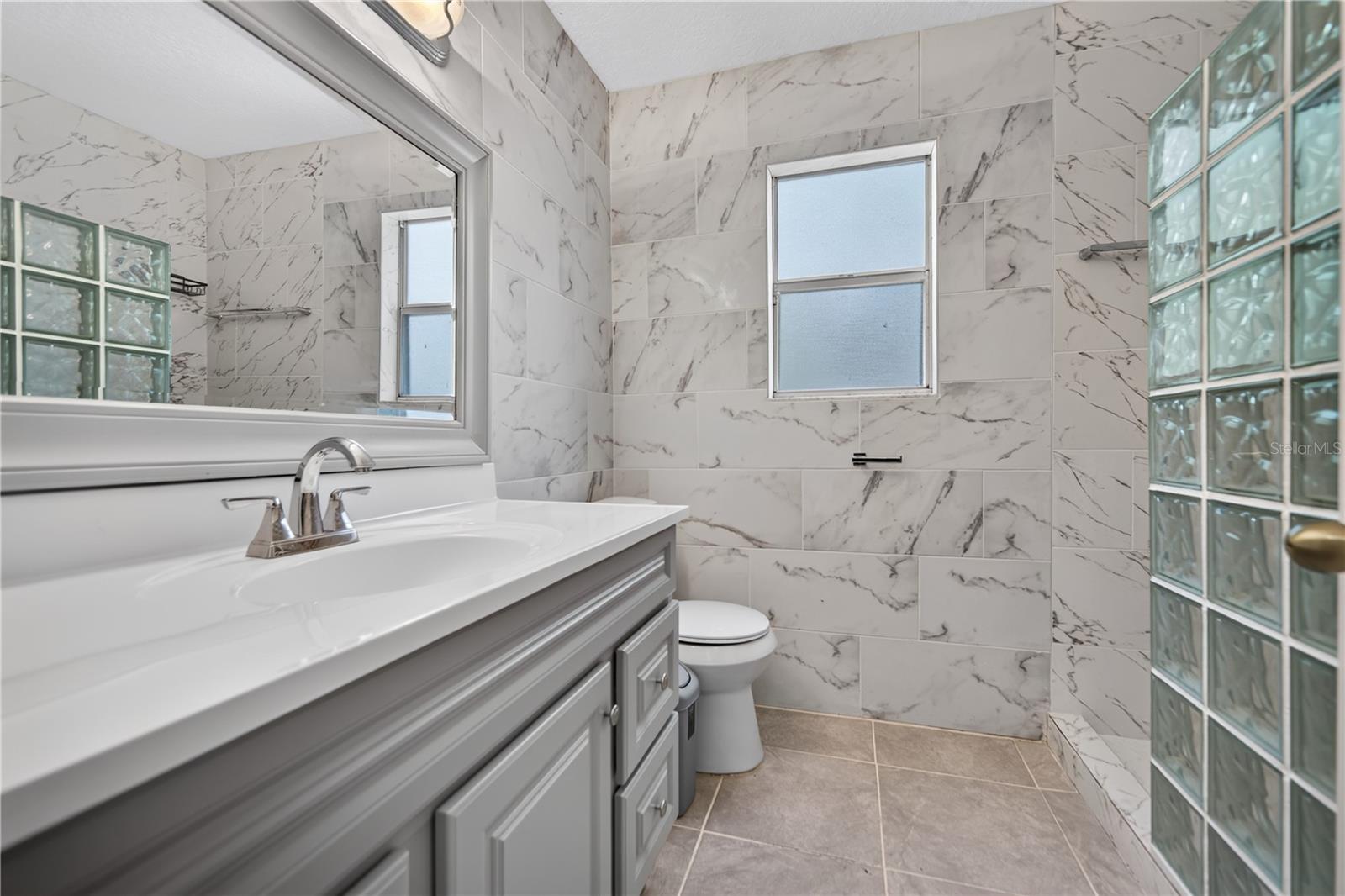 2600 CLEMENTON PARK CT