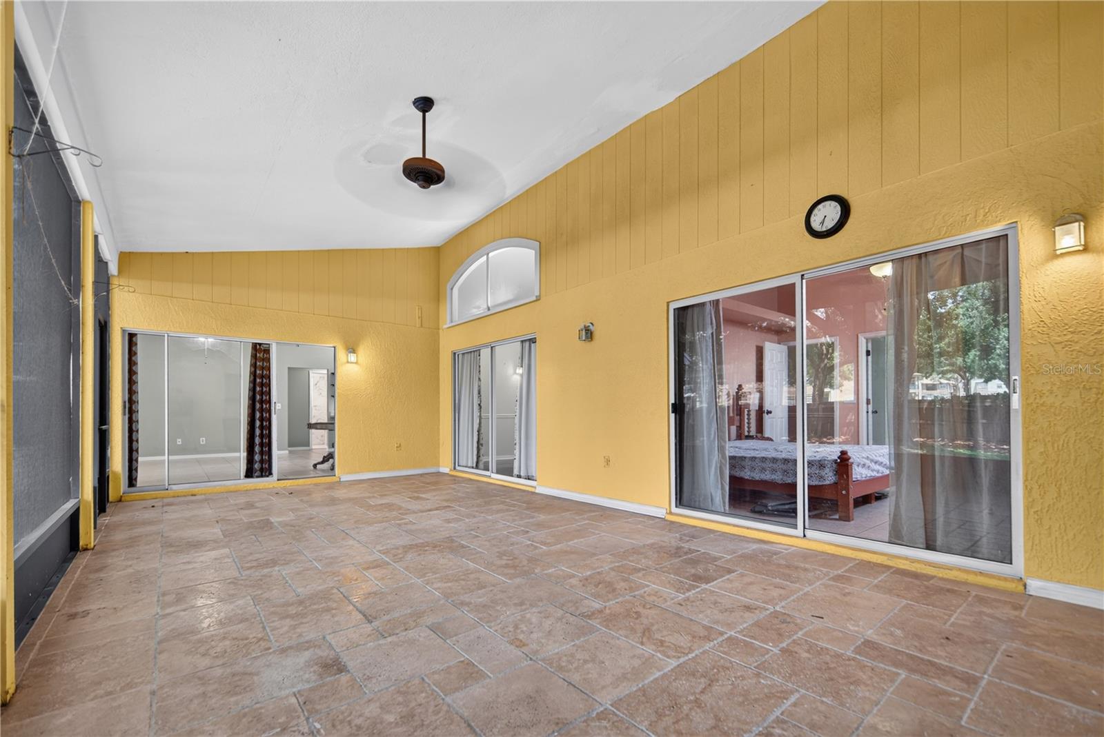 2600 CLEMENTON PARK CT