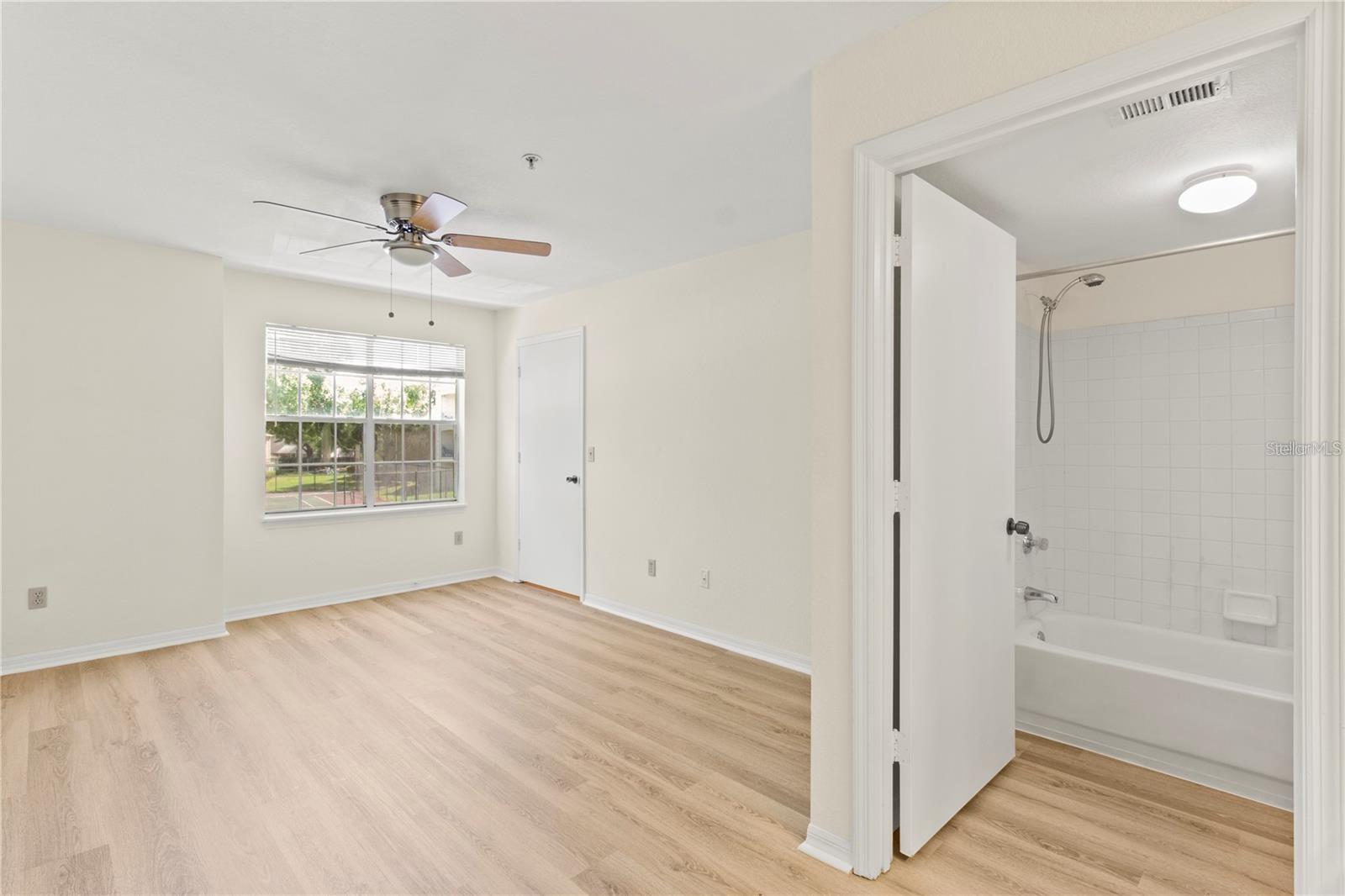 7330 WESTPOINTE BLVD #421