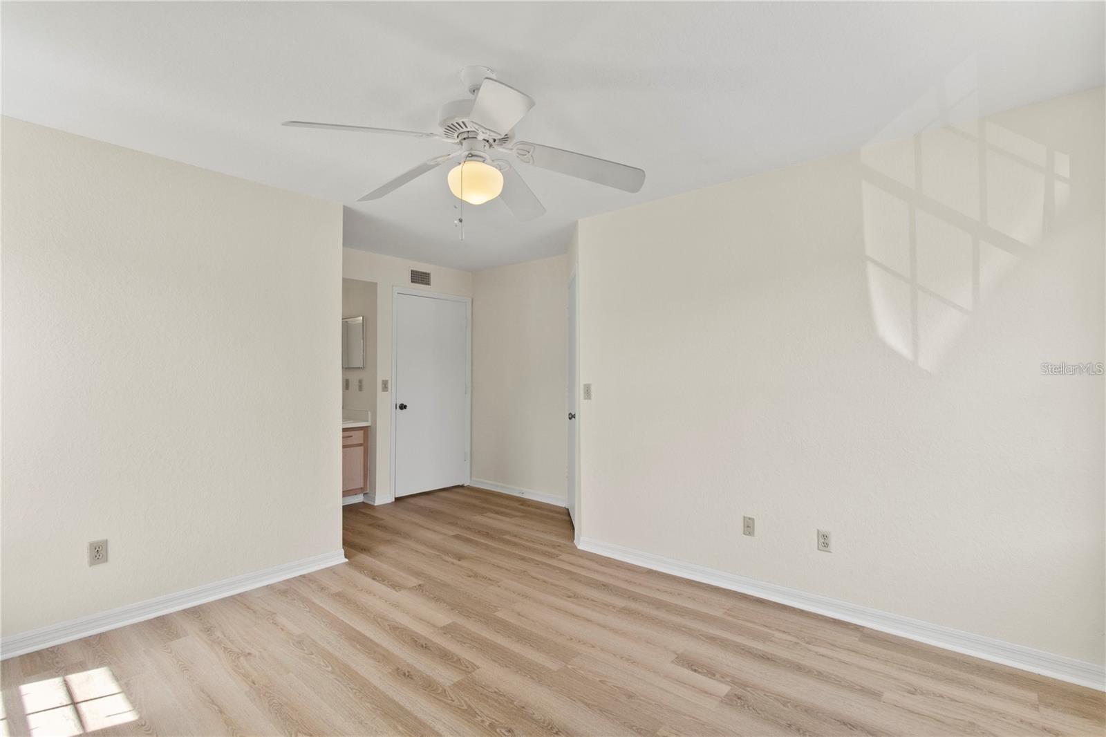 7330 WESTPOINTE BLVD #421