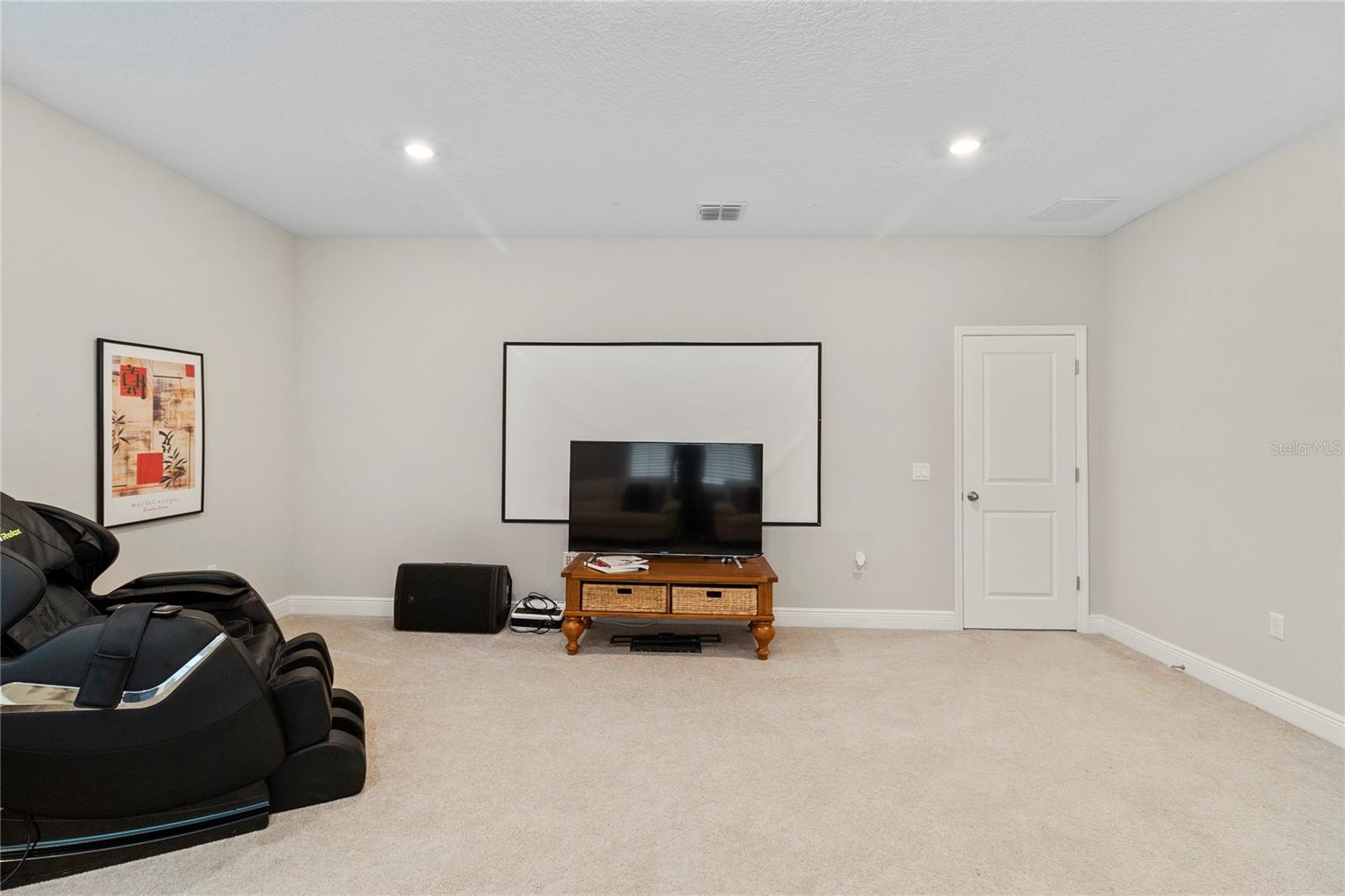 8764 POWDER RIDGE TRL