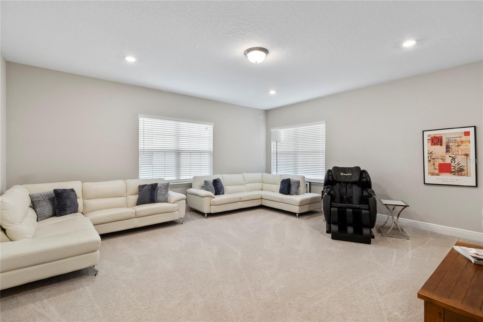 8764 POWDER RIDGE TRL