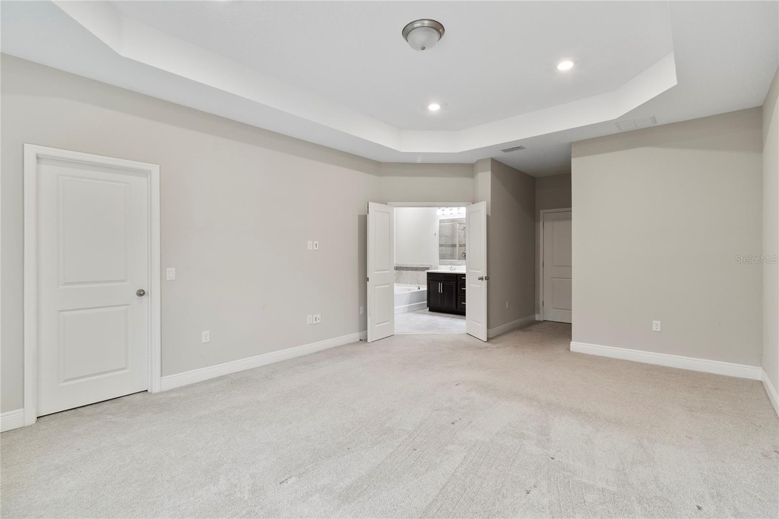 8764 POWDER RIDGE TRL