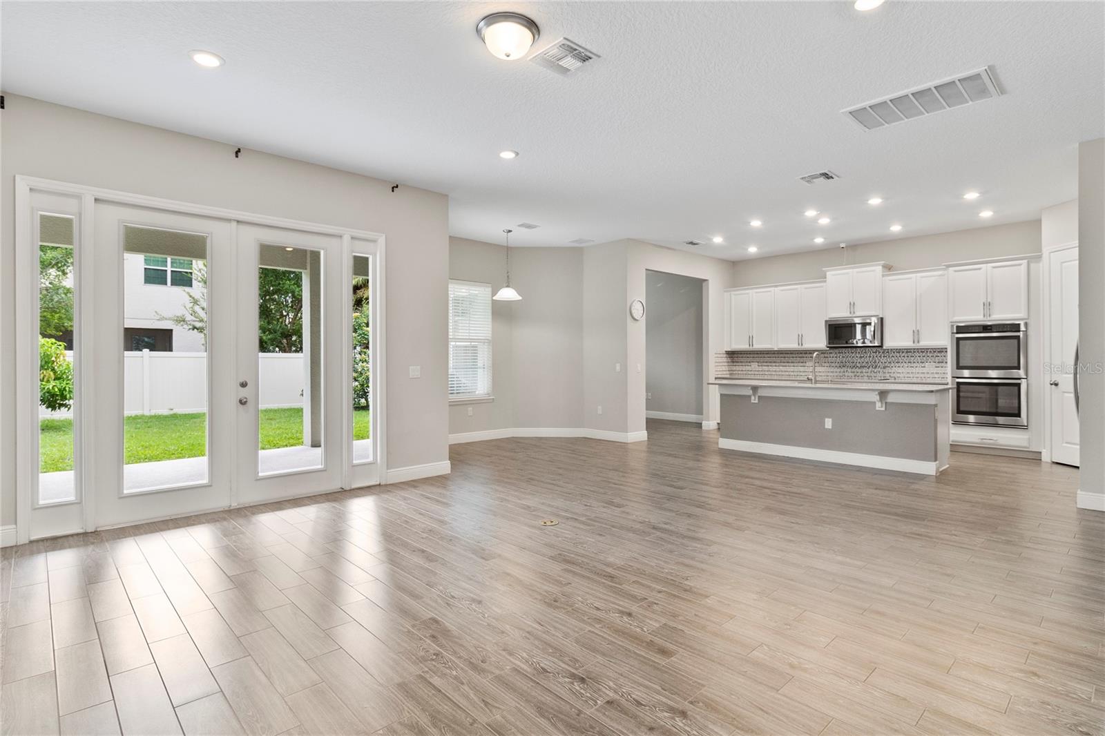 8764 POWDER RIDGE TRL