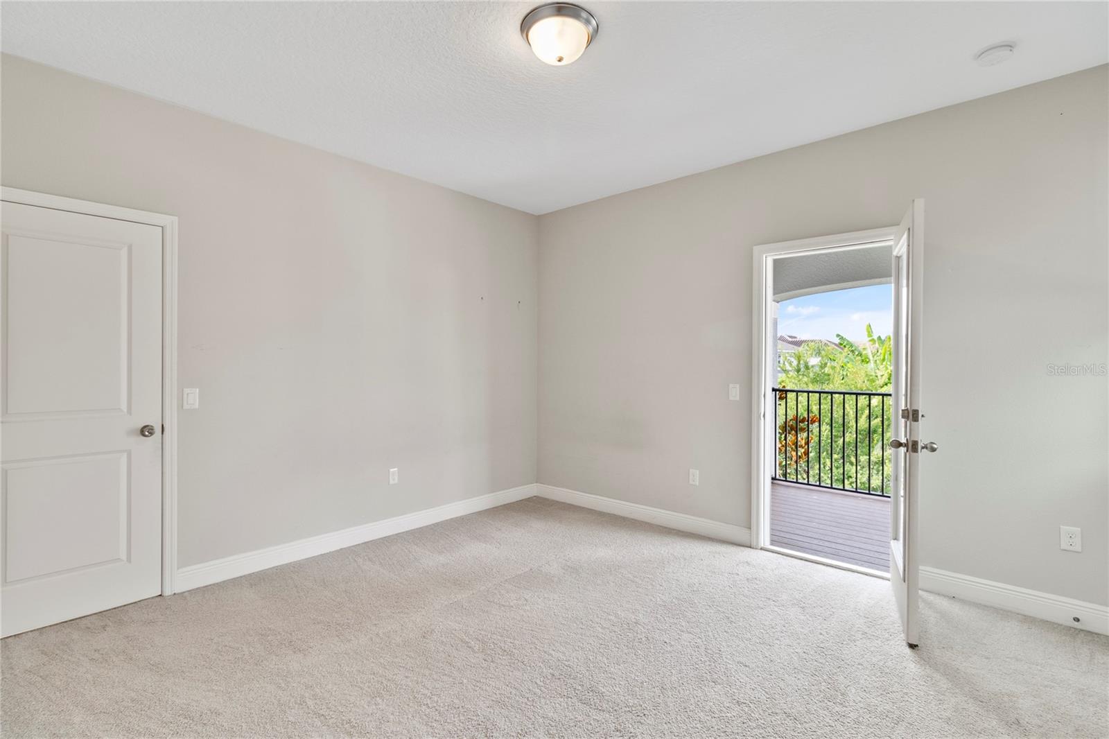 8764 POWDER RIDGE TRL