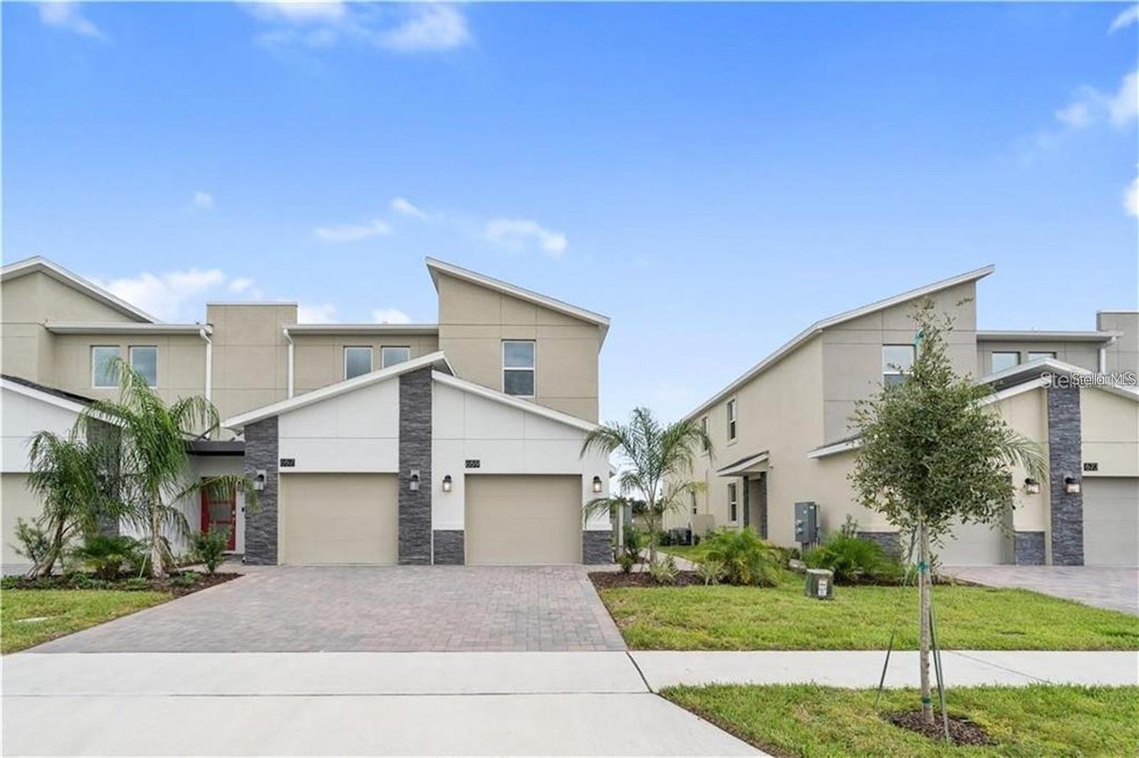 659 OCEAN COURSE AVE #659