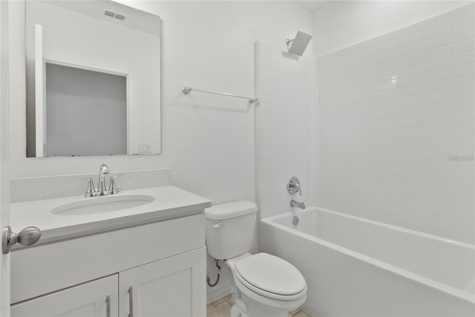 1154 OAK BLUFF DR
