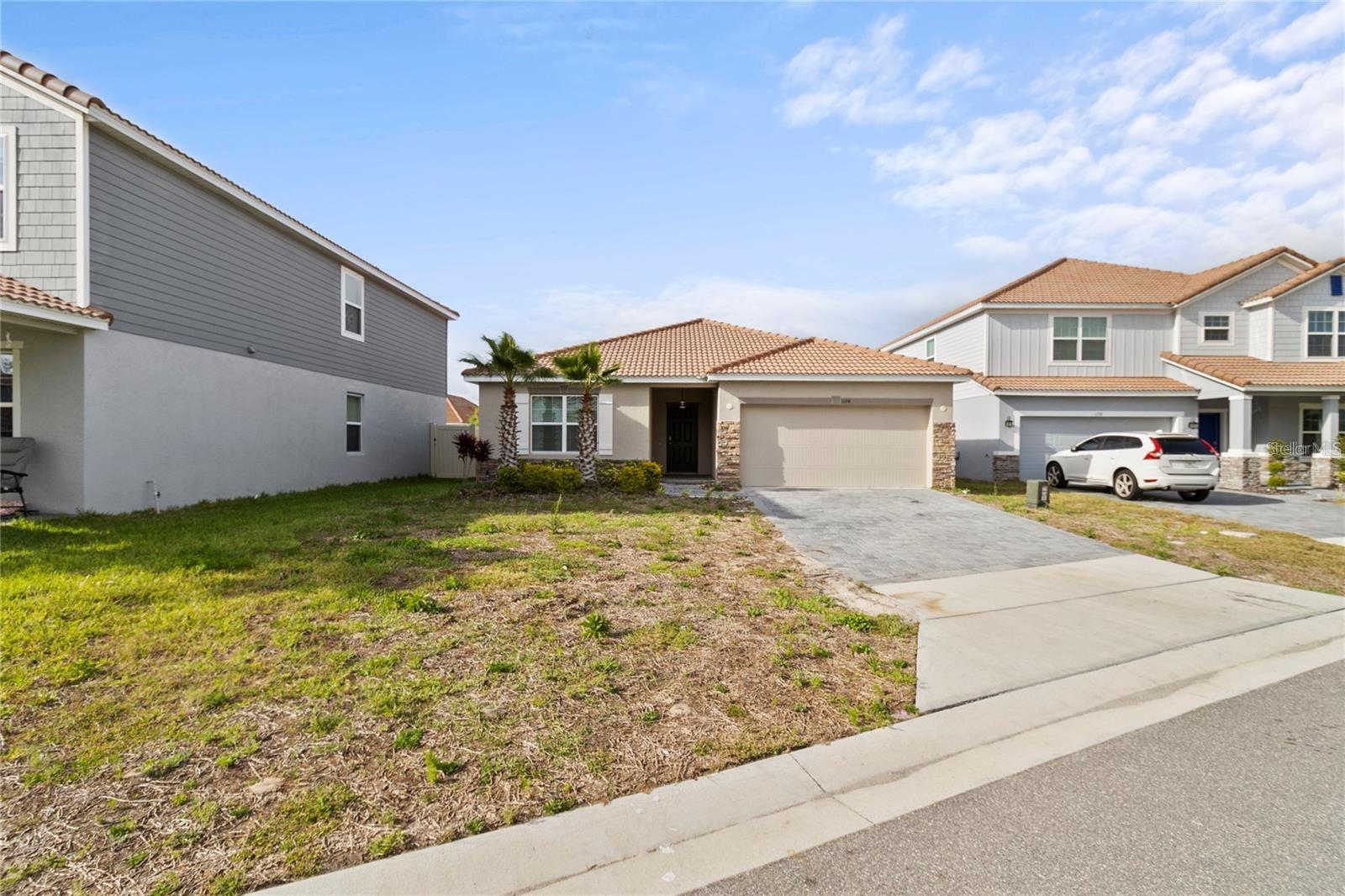 1154 OAK BLUFF DR