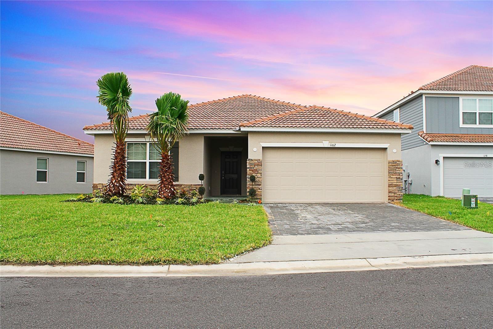 1162 OAK BLUFF DR