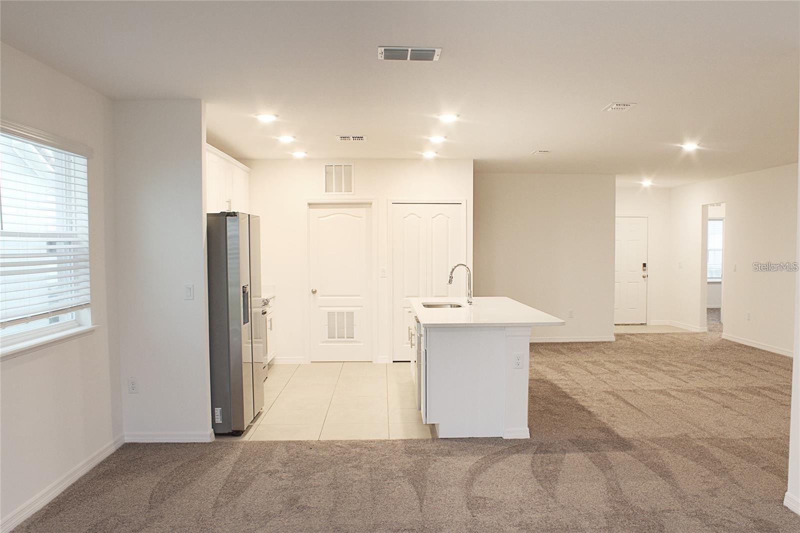 1162 OAK BLUFF DR