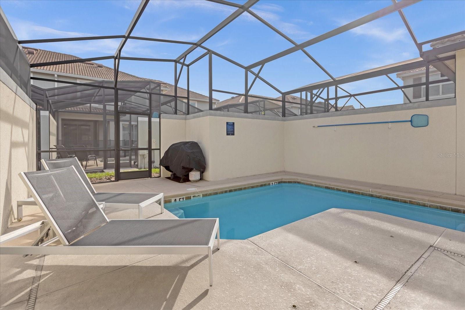 4820 LOVE STOREY LN