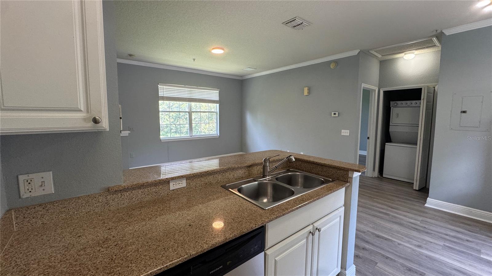 234 SOUTHERN PECAN CIR #202